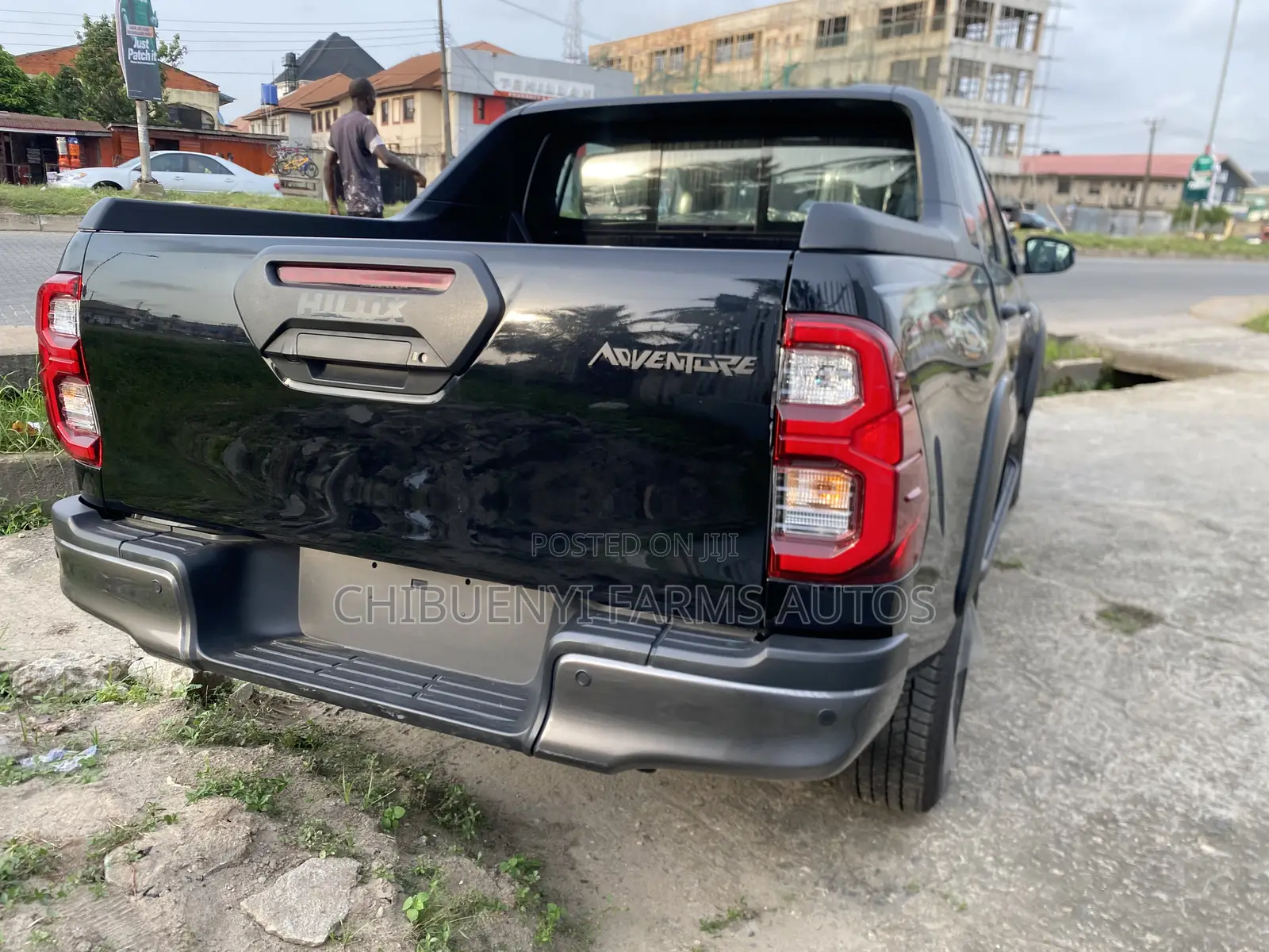 New Toyota Hilux 2024 Black