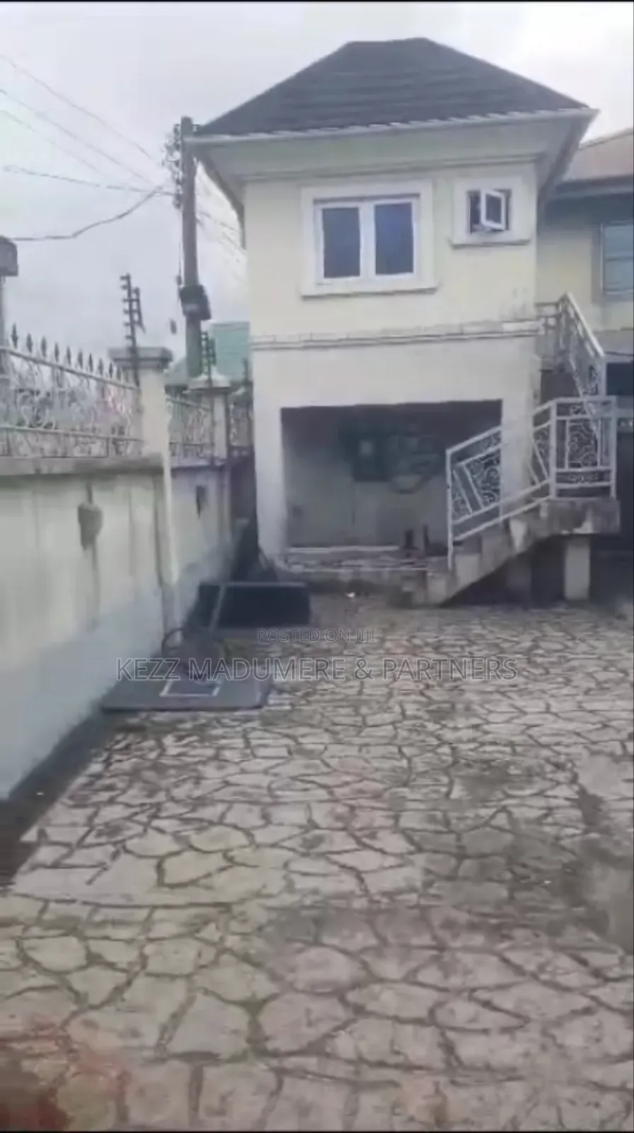 5bdrm Duplex in Woji , Port Harcourt for sale