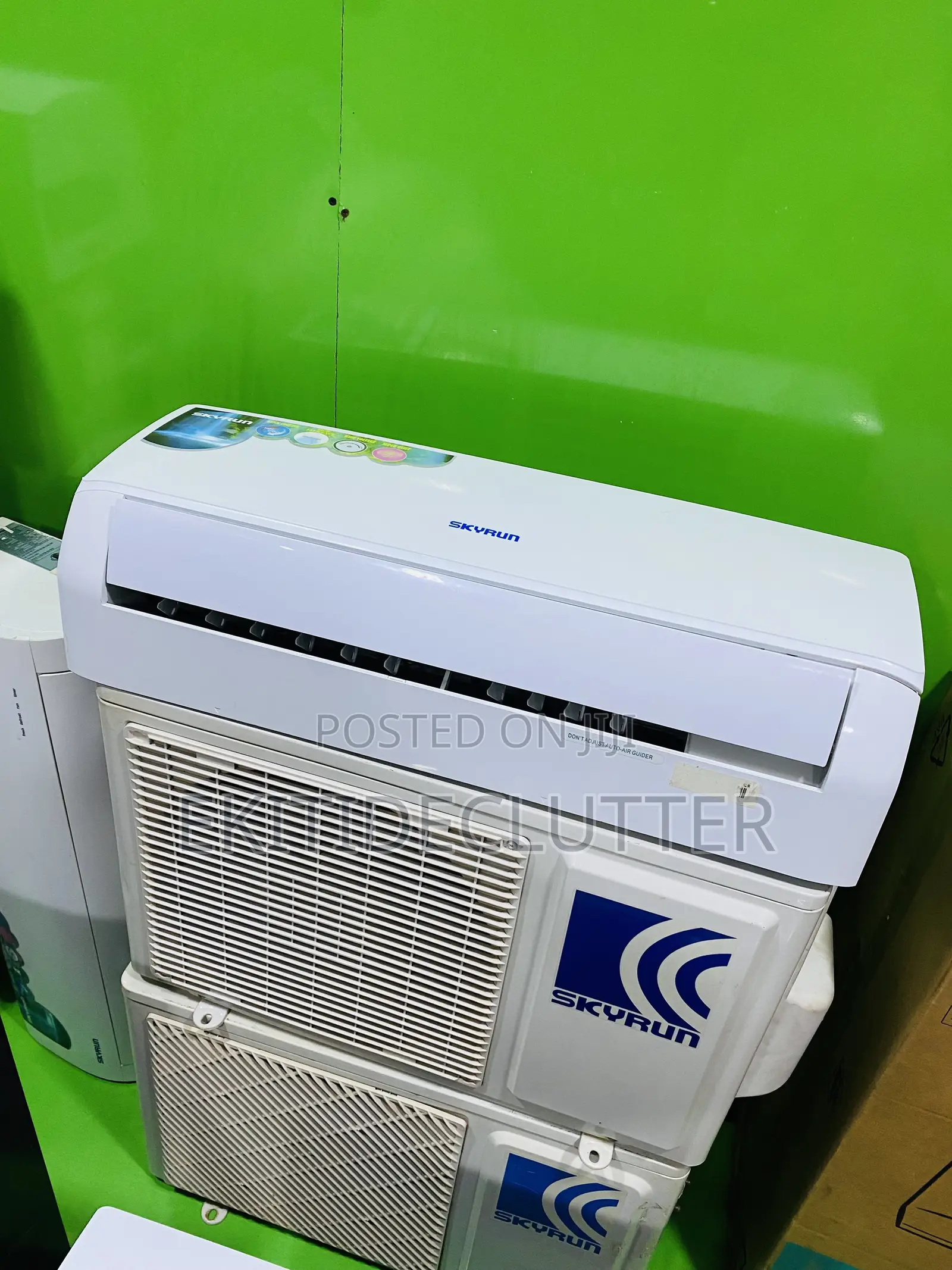 Neatly Used Skyrun 1.5hp Regular Ac