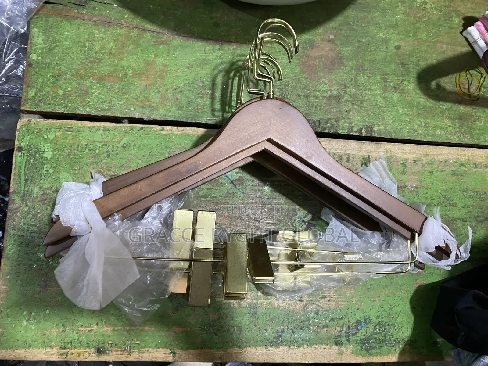 Wooden Hanger With Gold Clip
