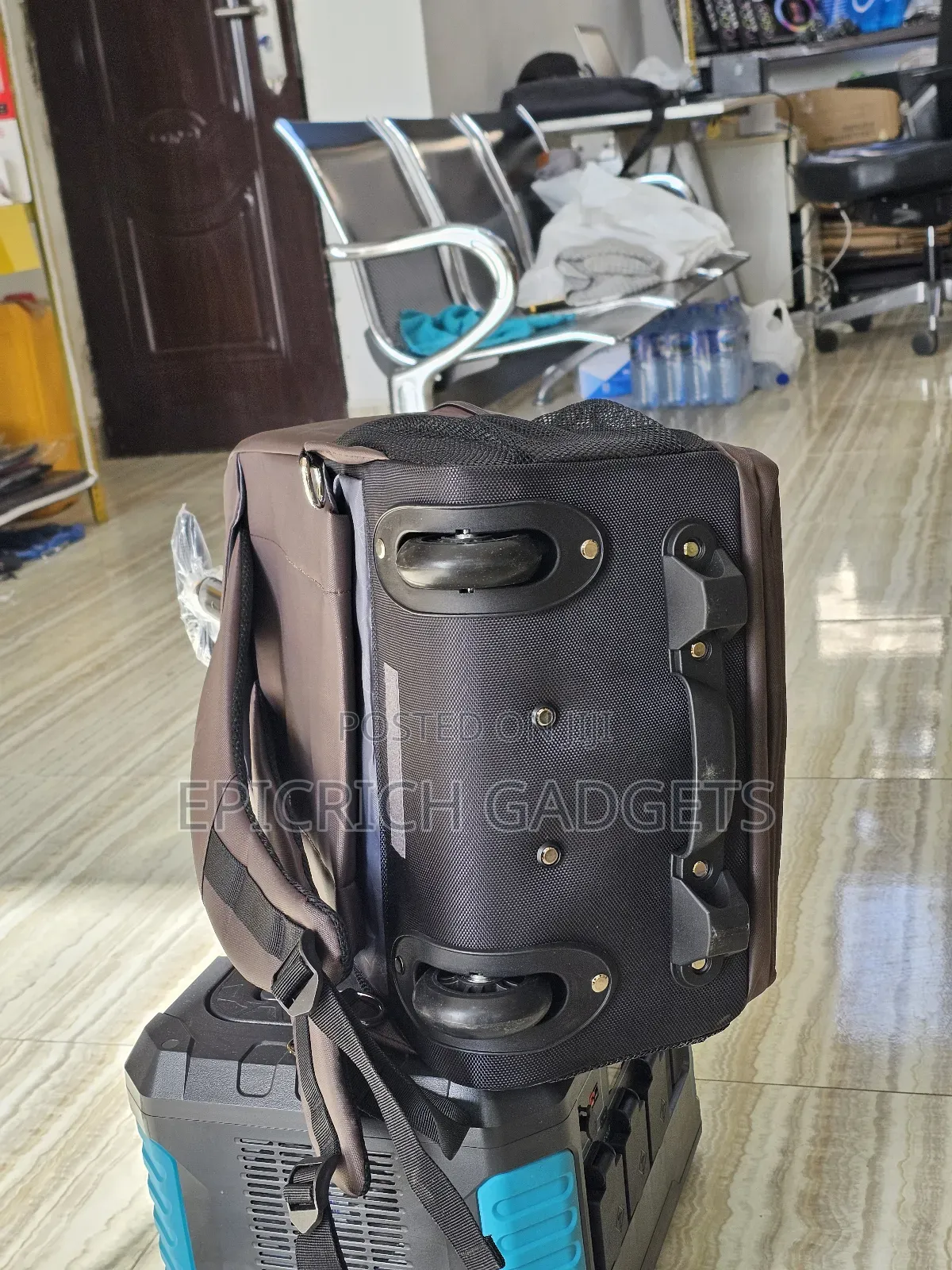 Carryon Bag for Light Travels