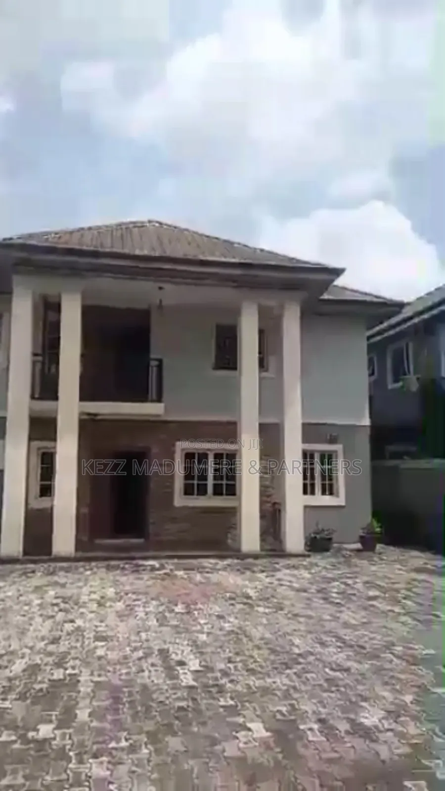 4bdrm Duplex in Woji , Port Harcourt for sale