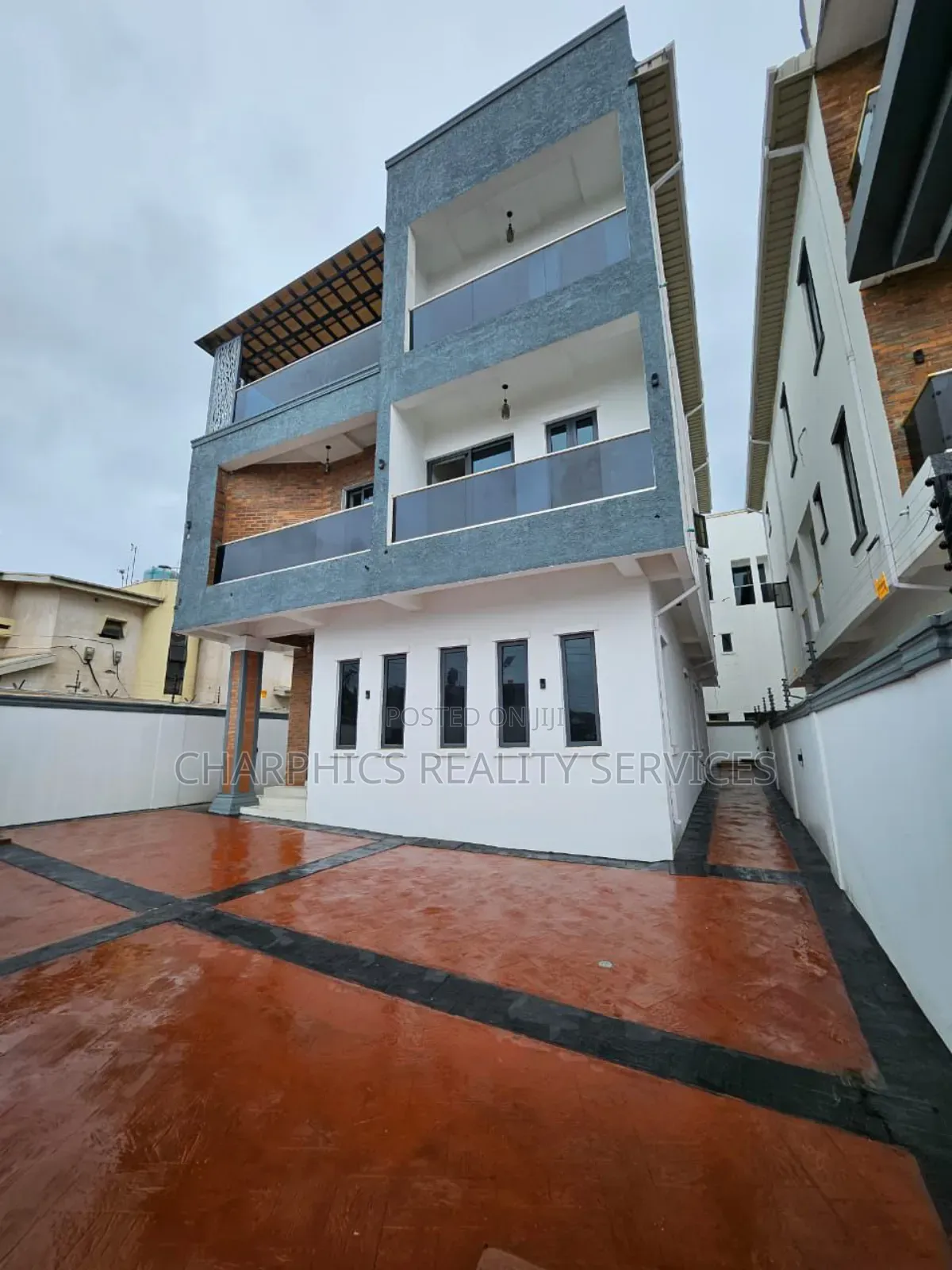 5bdrm Duplex in GRA Phase 2 Shangisha for sale