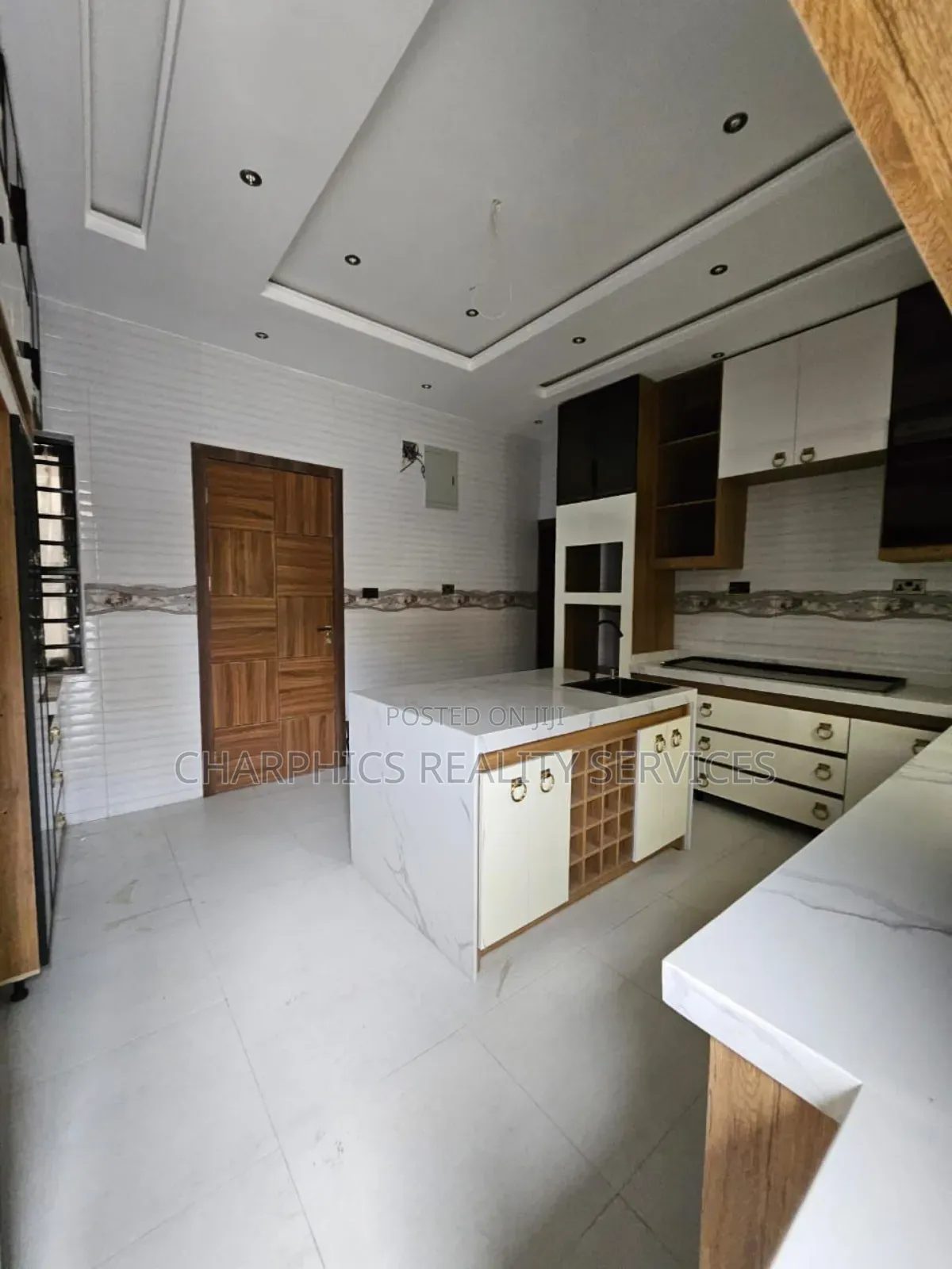 5bdrm Duplex in GRA Phase 2 Shangisha for sale