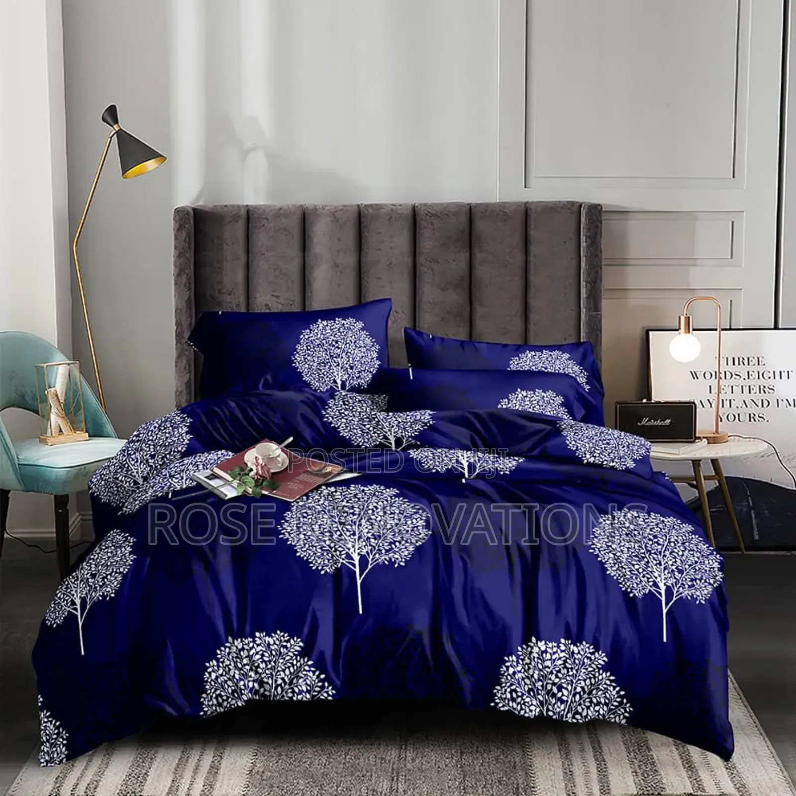 Blue With White Pattern Complete Set of 6 by 6 Bedsheet