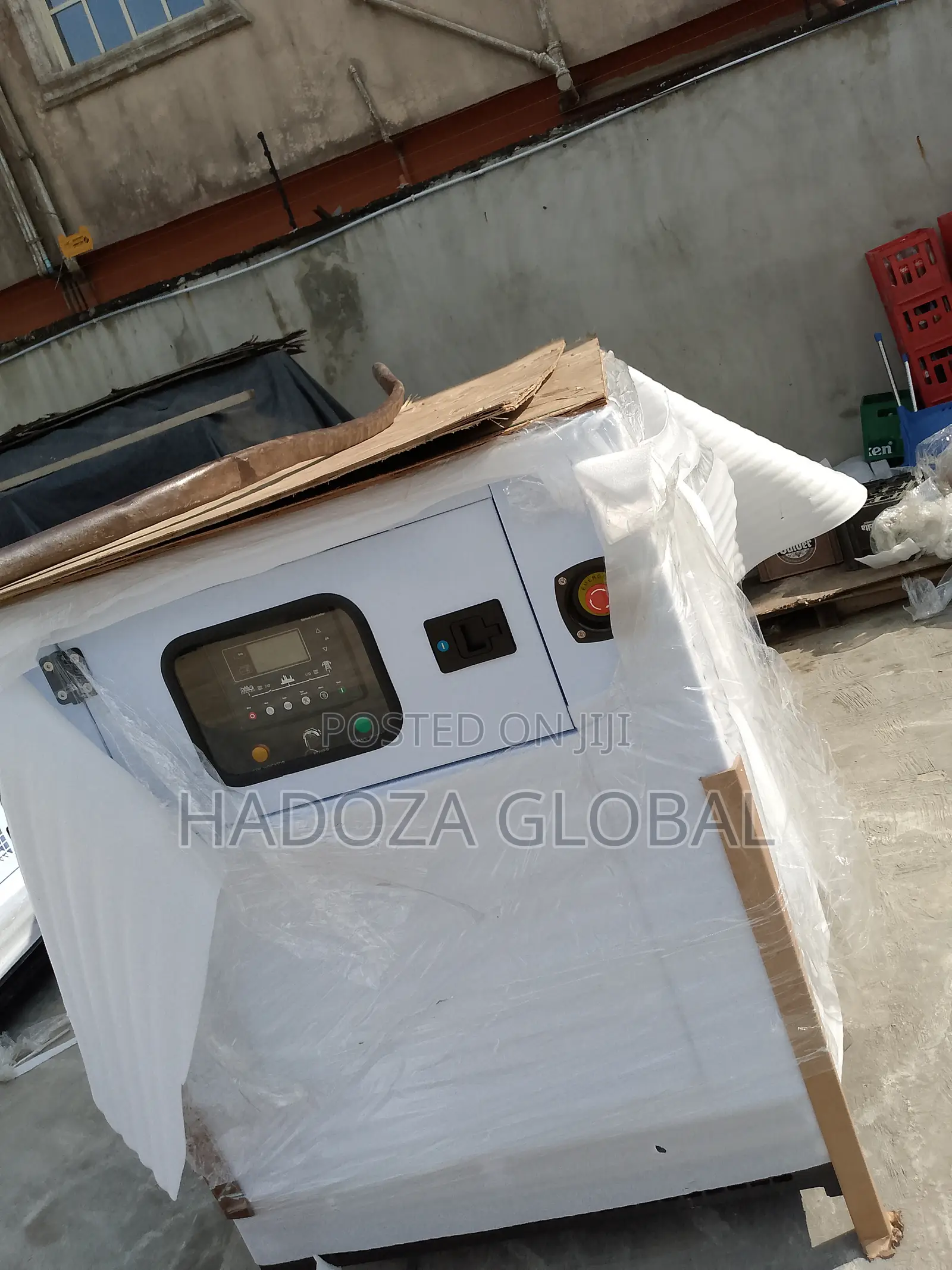 Ultra-Quiet 100kva Soundproof Perkins Generator