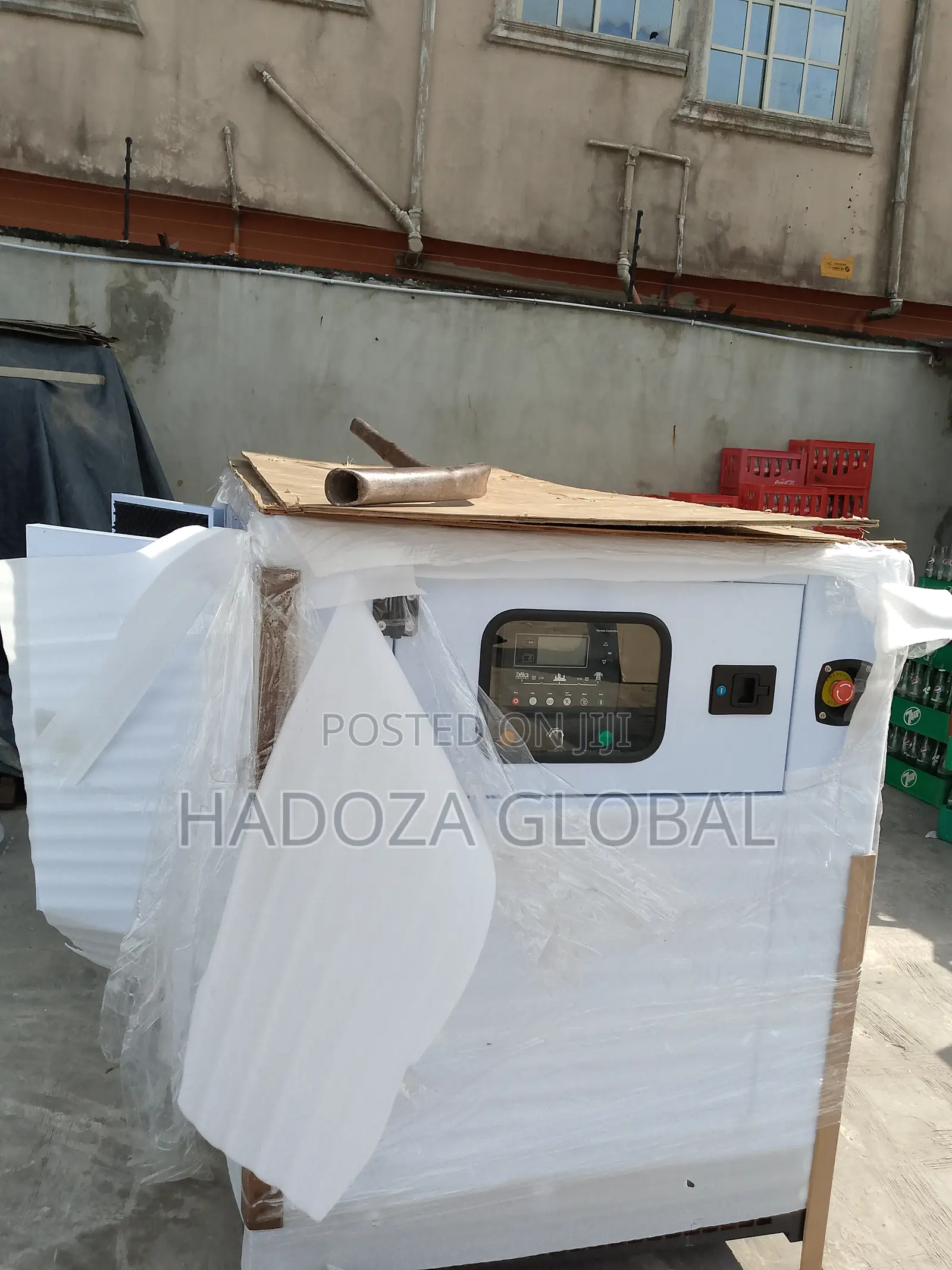 Thermal-Protected 100kva Soundproof Perkins Generator