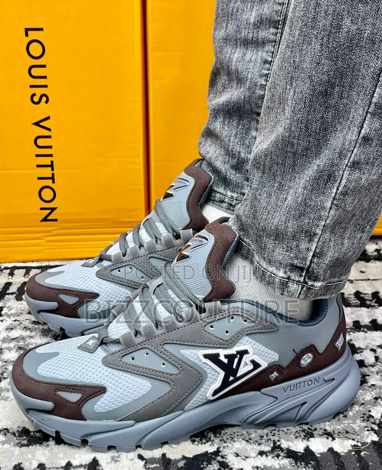 Original LOUIS VUITTON RUNNER TACTICS Available in Store