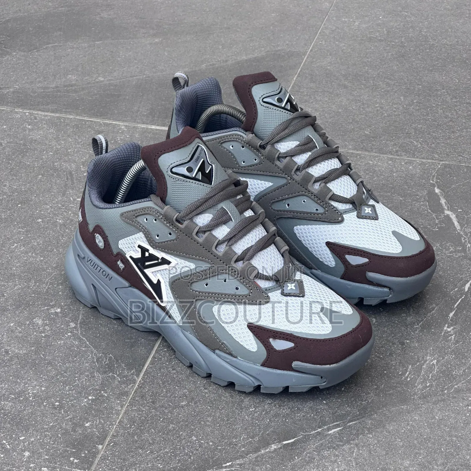 Original LOUIS VUITTON RUNNER TACTICS Available in Store