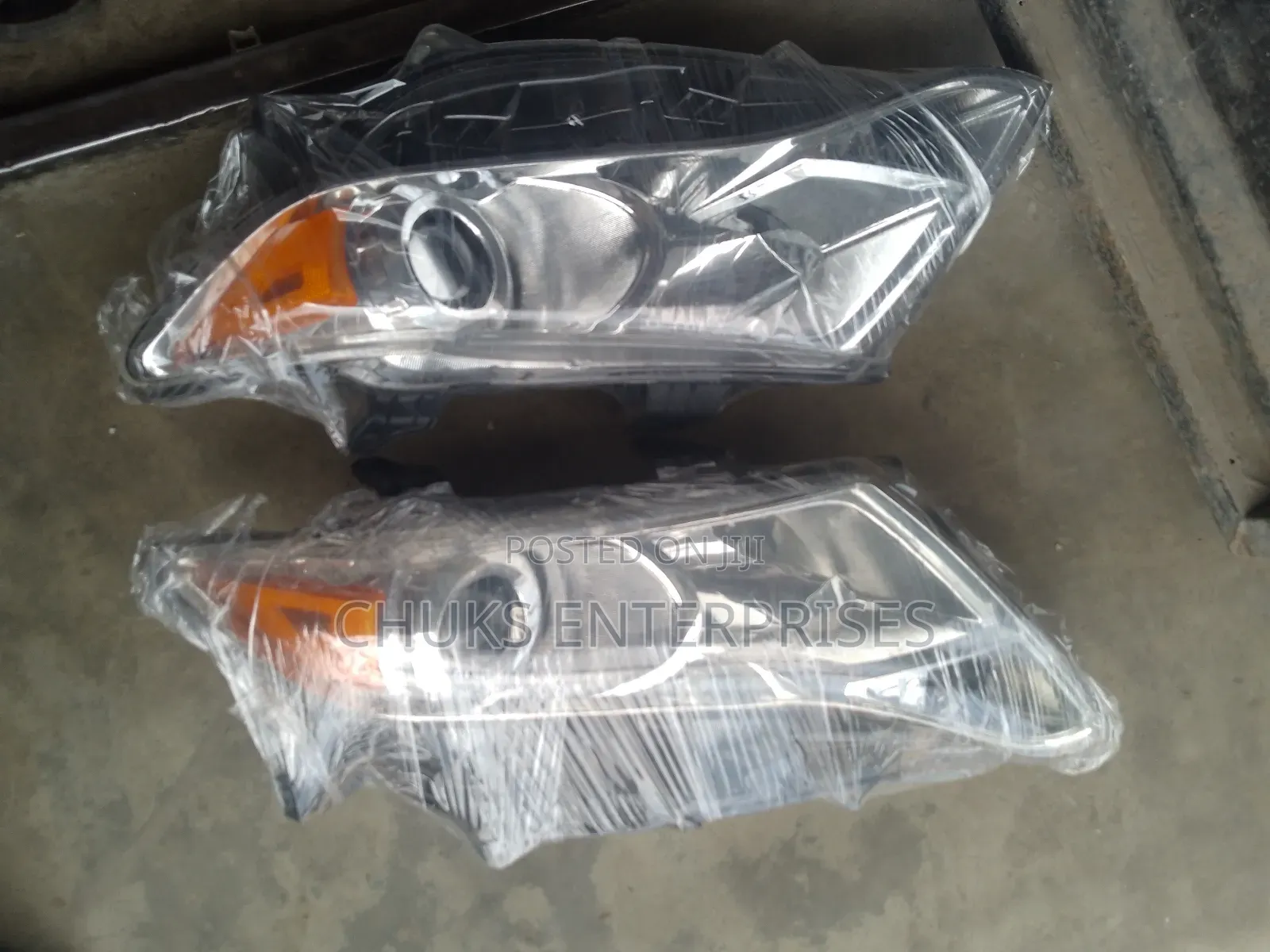 Toyota Venza 2010 Headlight
