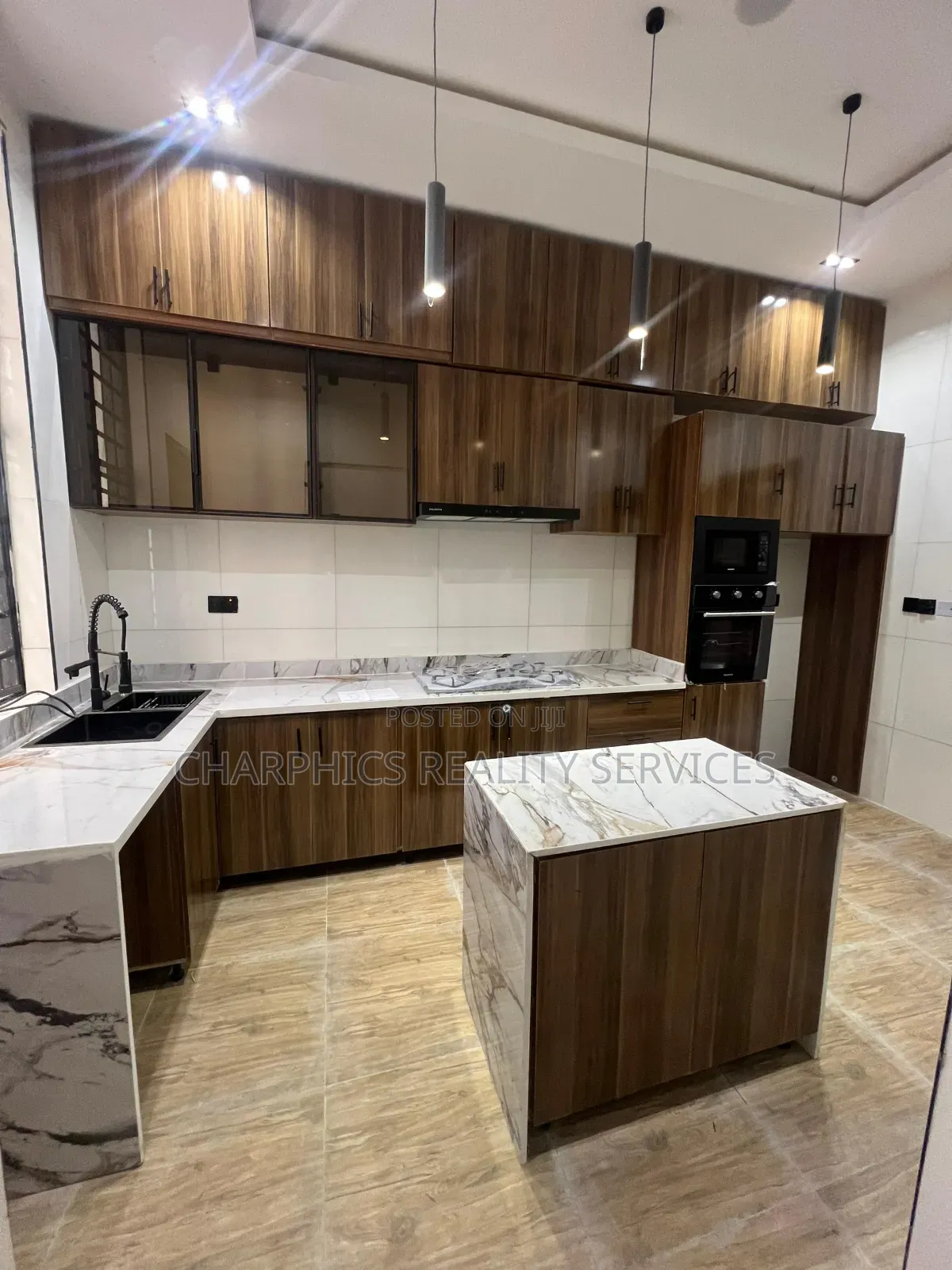 4bdrm Duplex in Ikota for sale