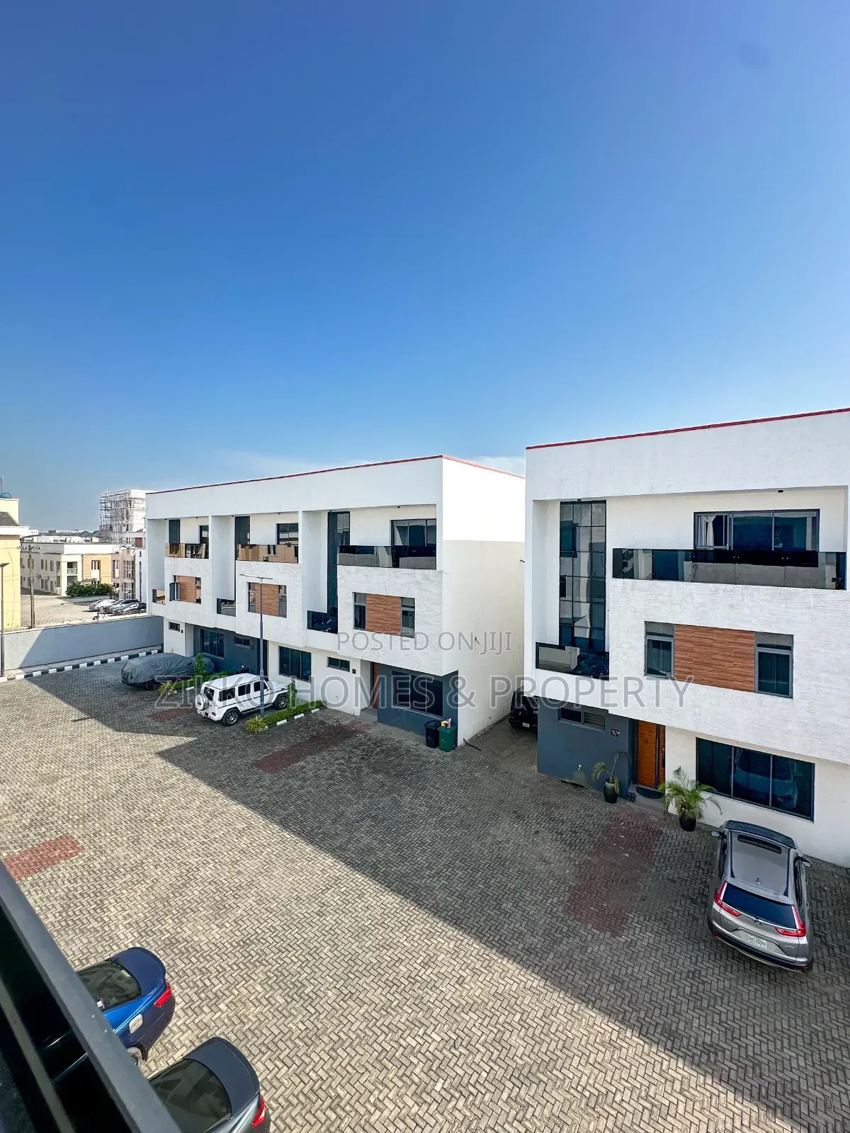 4bdrm Townhouse/Terrace in Lekki for sale