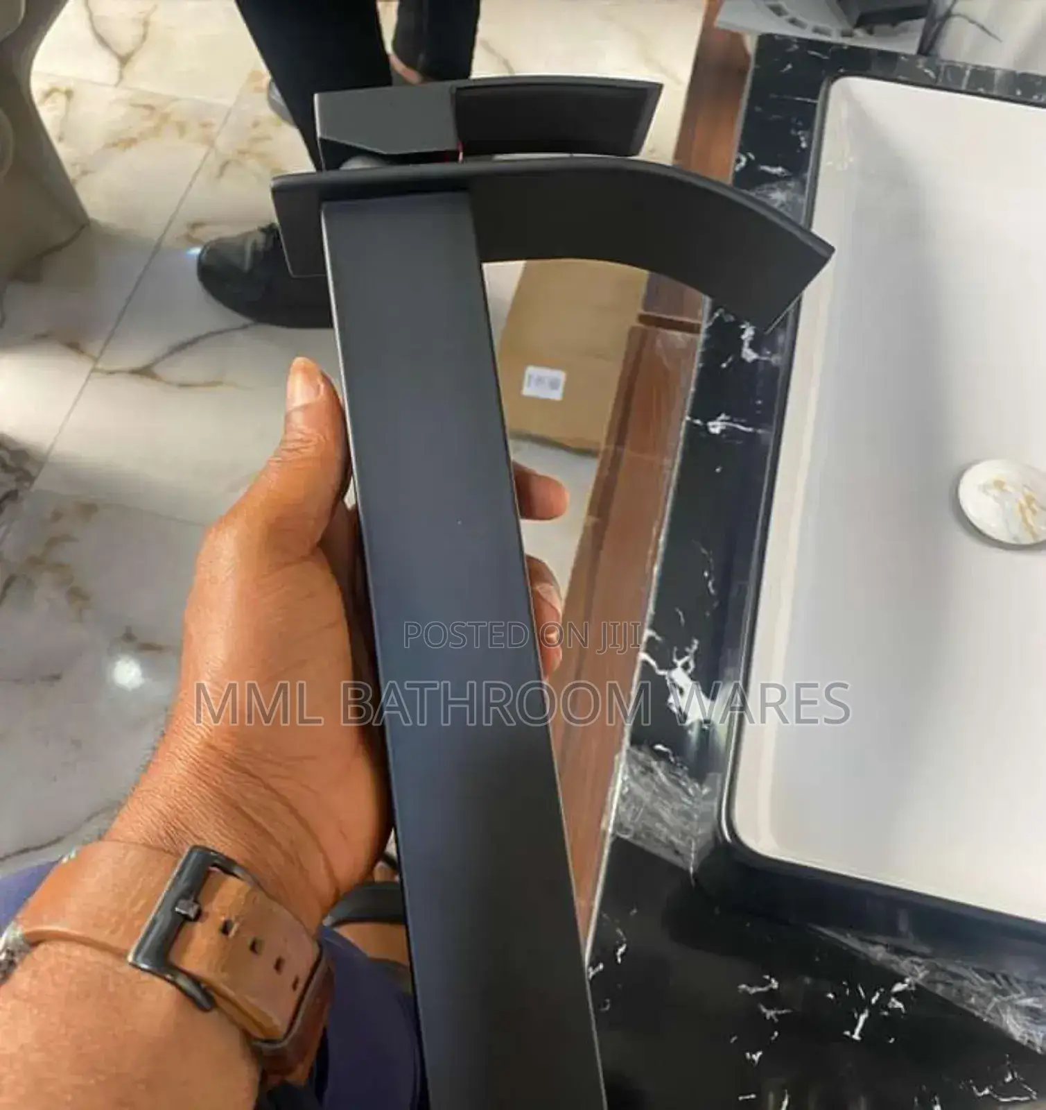 Long Black Basin Mixer Faucets for Countertop