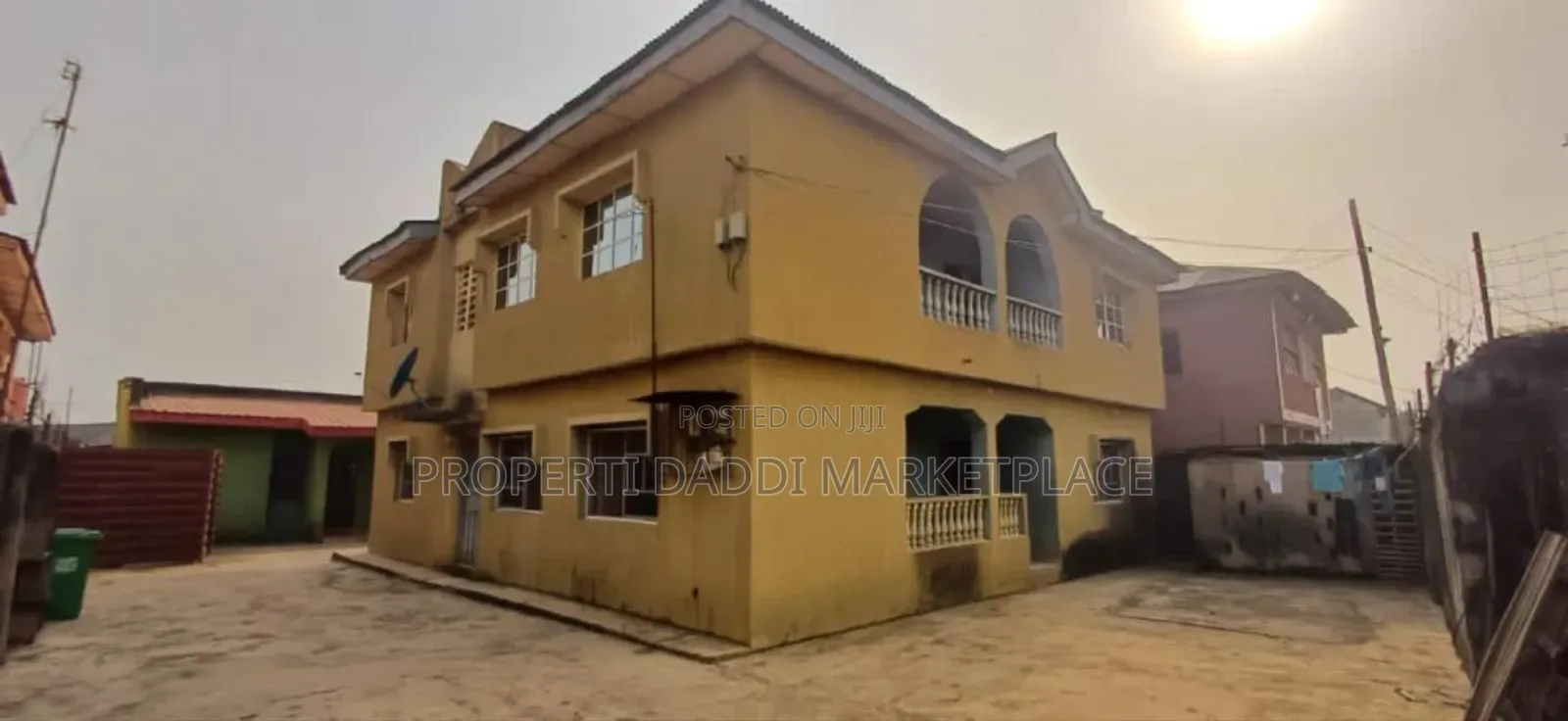 5bdrm Block of Flats in Ipaja for sale