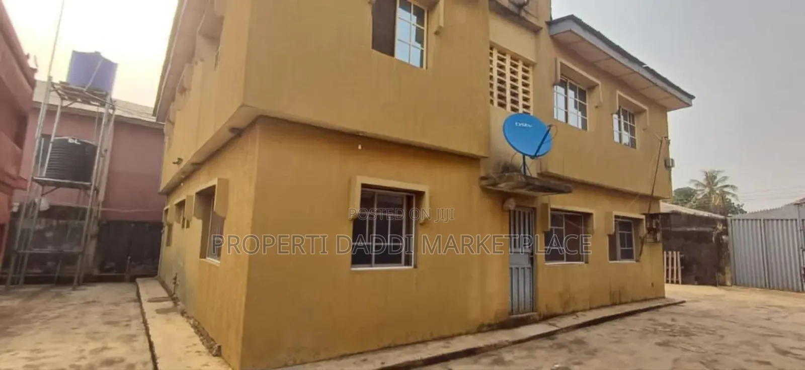 5bdrm Block of Flats in Ipaja for sale