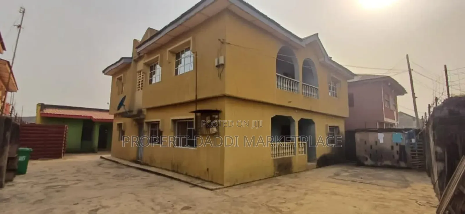 5bdrm Block of Flats in Ipaja for sale