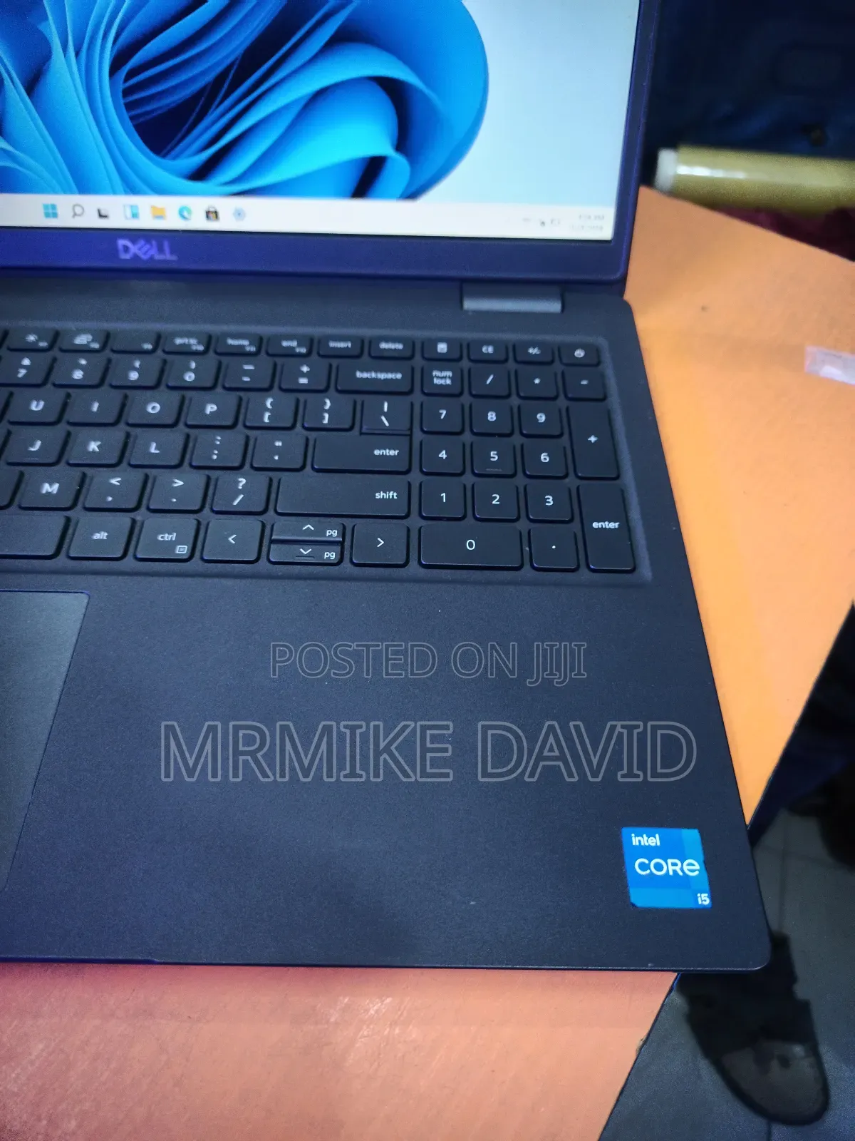 Laptop Dell Latitude 3520 8GB Intel Core I5 SSD 512GB