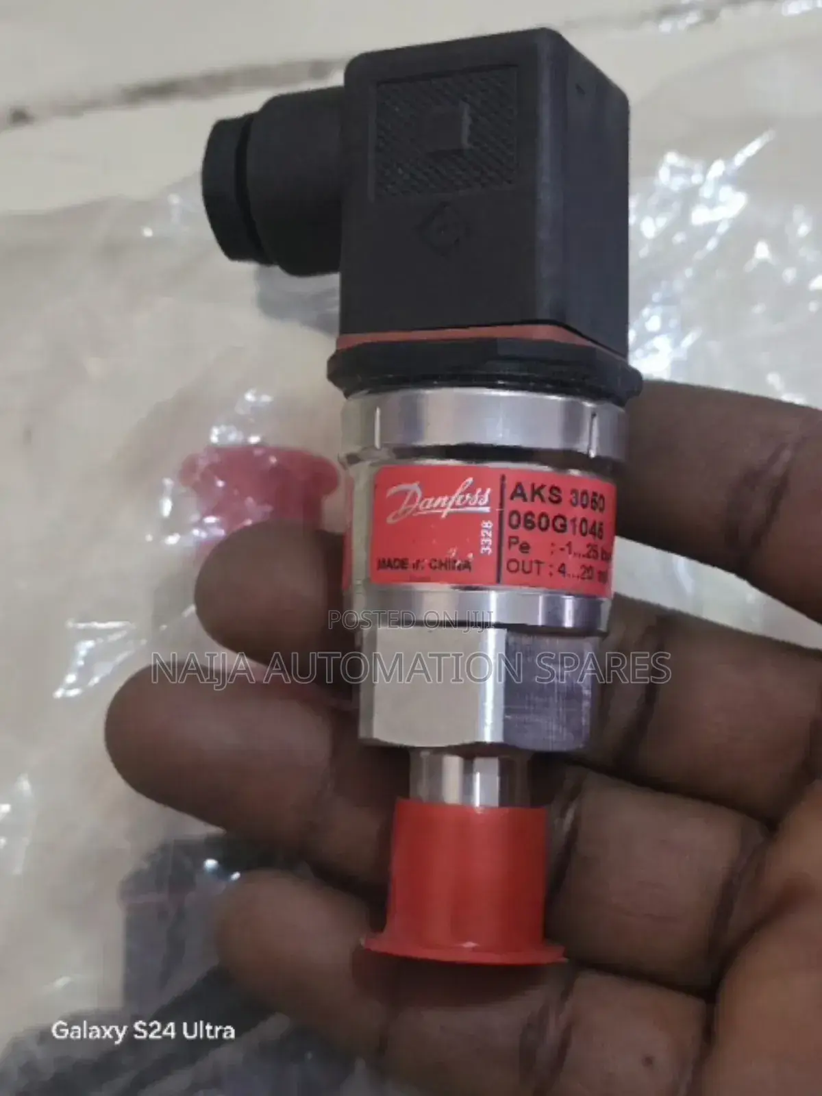Danfoss Aks 3060 | 060G1046 | Pressure Transmitter 1~25bar