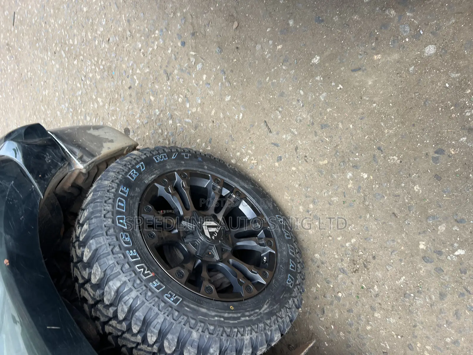 Complete Set of Rims and Tyres Toyota Tundra 2023 Model