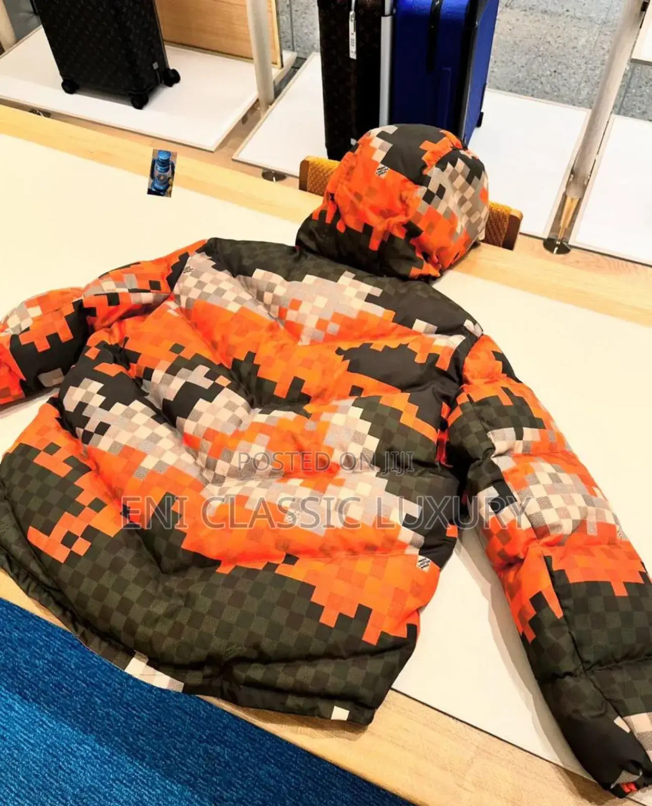 Original Luxury Hoodies Jacket  Louis Vuitton Available