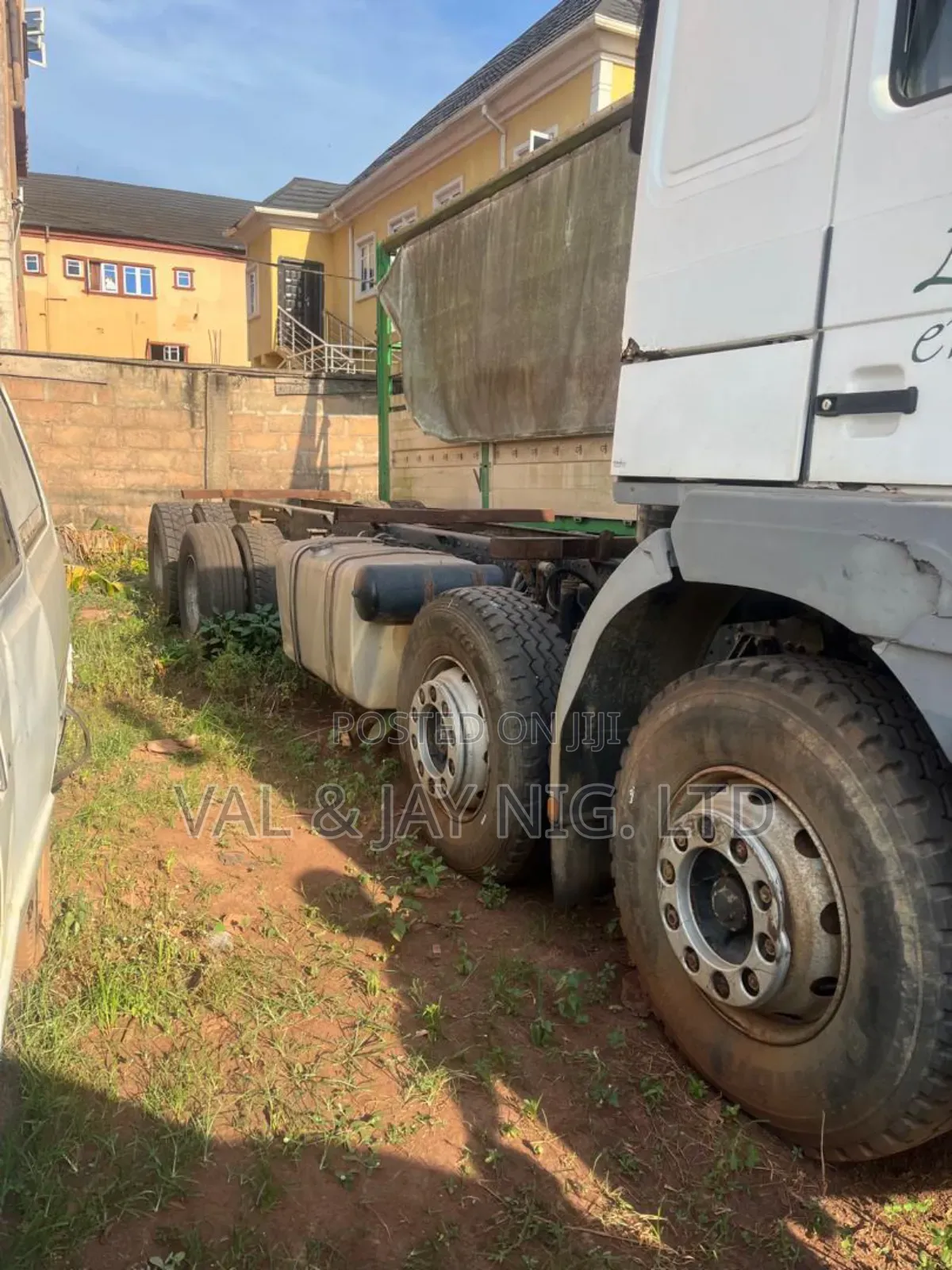 Man Diesel Cap Chassis 12 Tyres Truck - Foreign Use