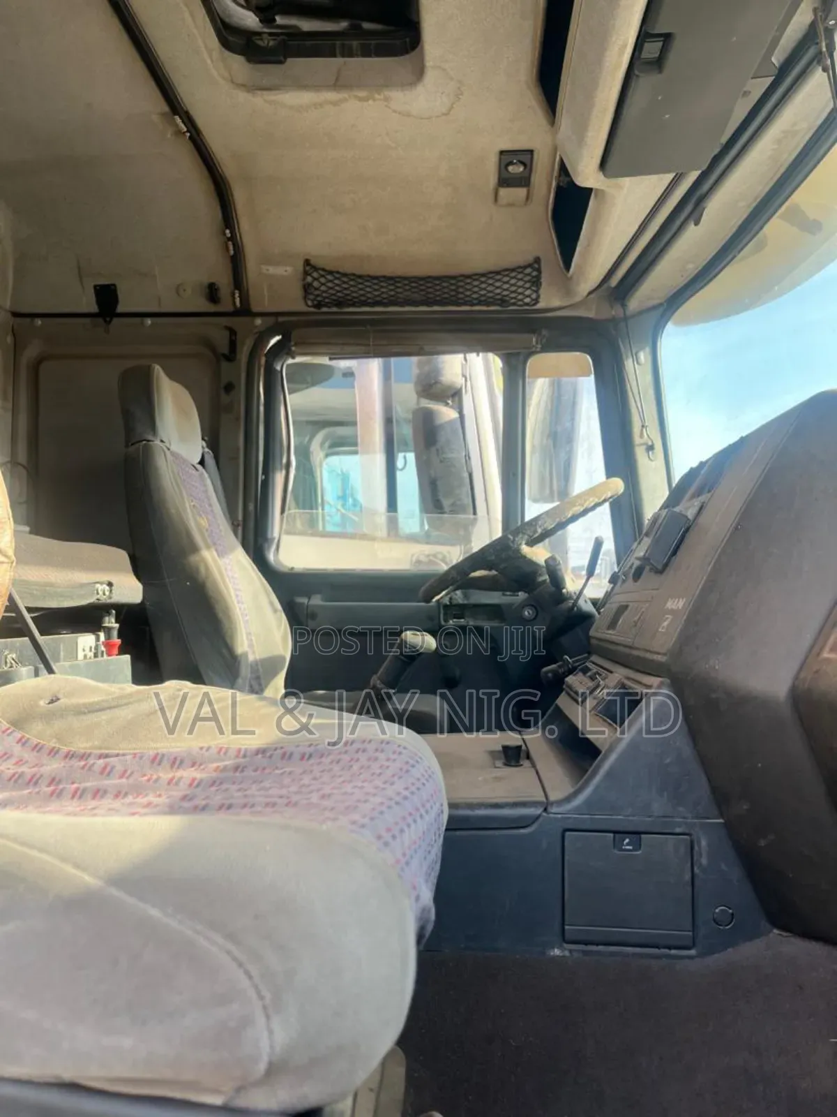 Man Diesel Cap Chassis 12 Tyres Truck - Foreign Use