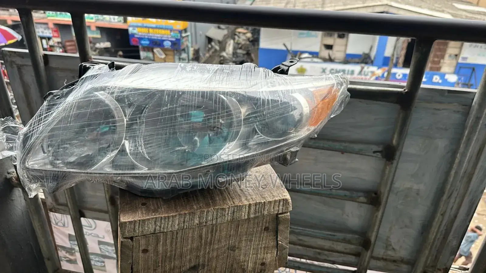 2011 Corola Head Lamp