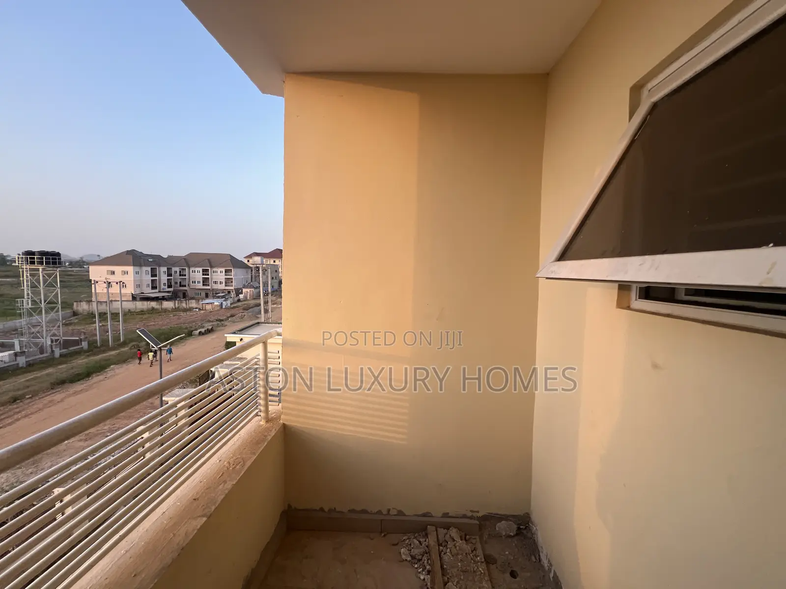 4bdrm Duplex in Gaduwa for rent