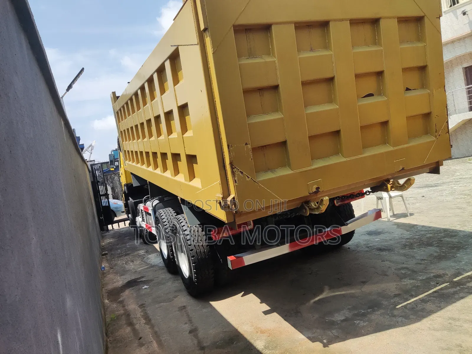HOWO 12 TYRES SINOTRUK 2015 Model