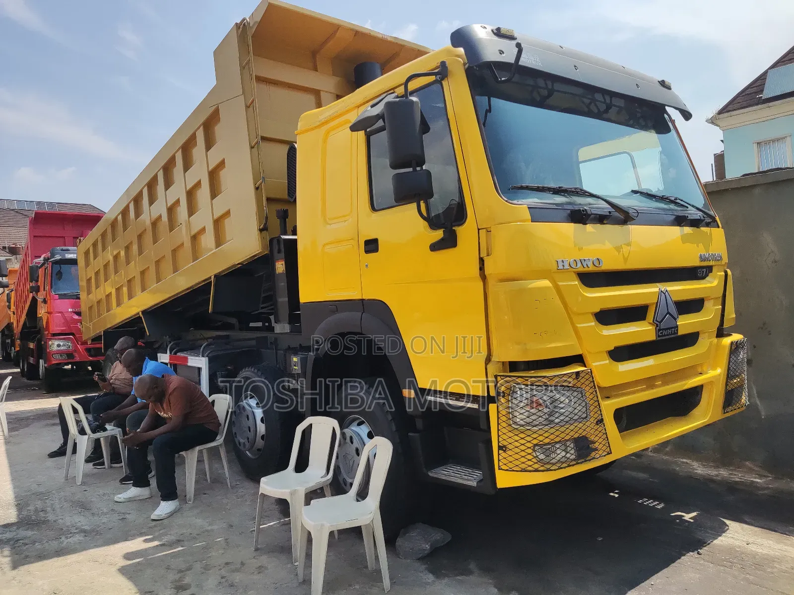 HOWO 12 TYRES SINOTRUK 2015 Model