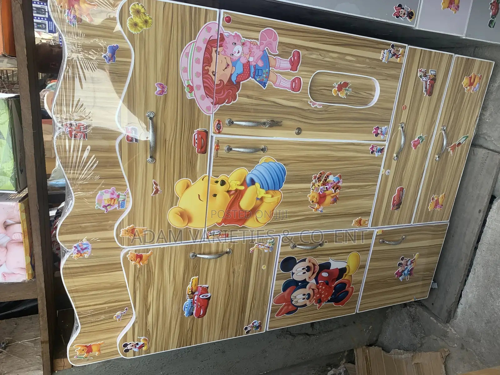 Kids Wardrobe