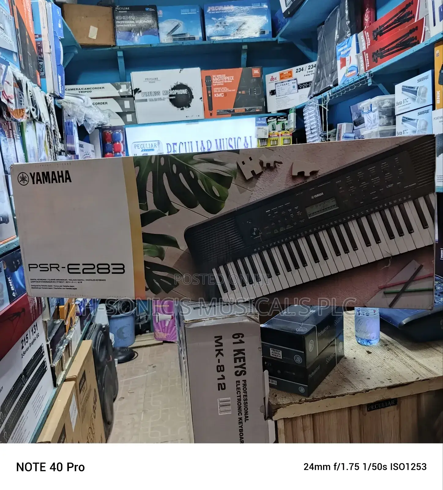 Quality Yamaha PSR E283 Keyboard