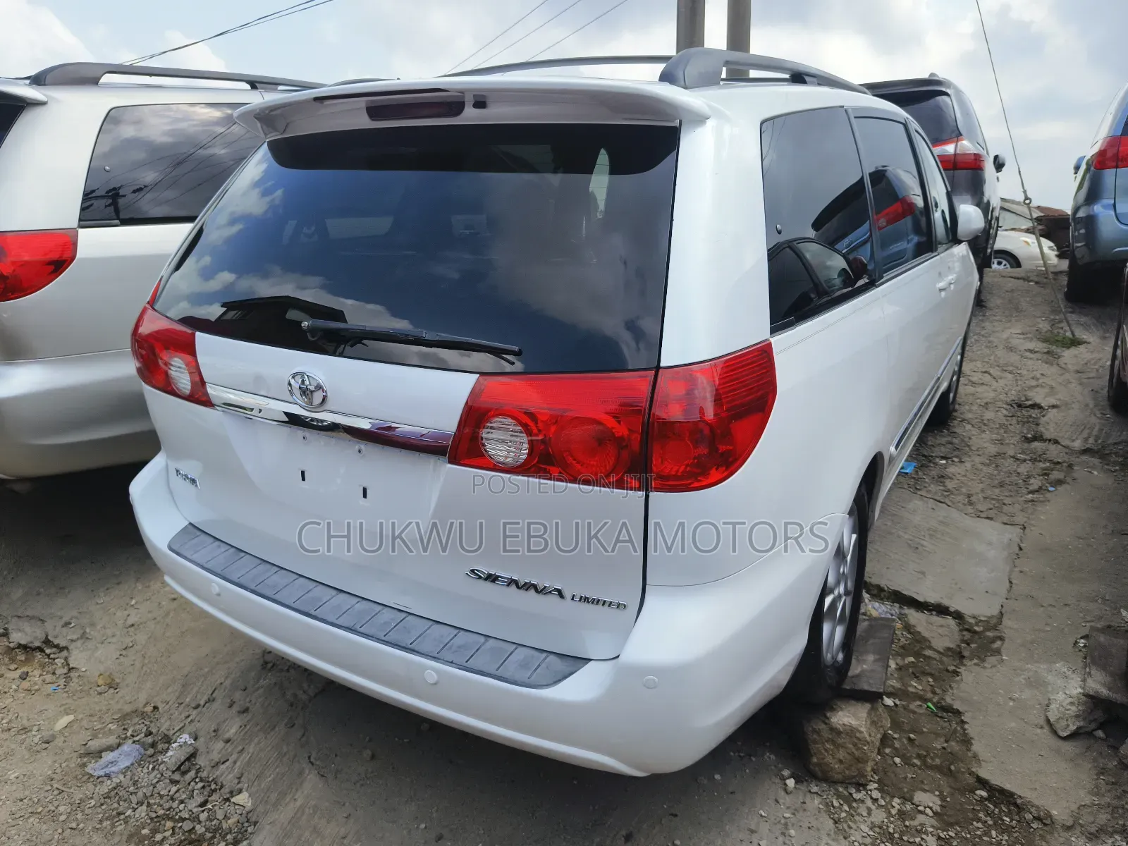 Toyota Sienna XLE Limited AWD 2006 White