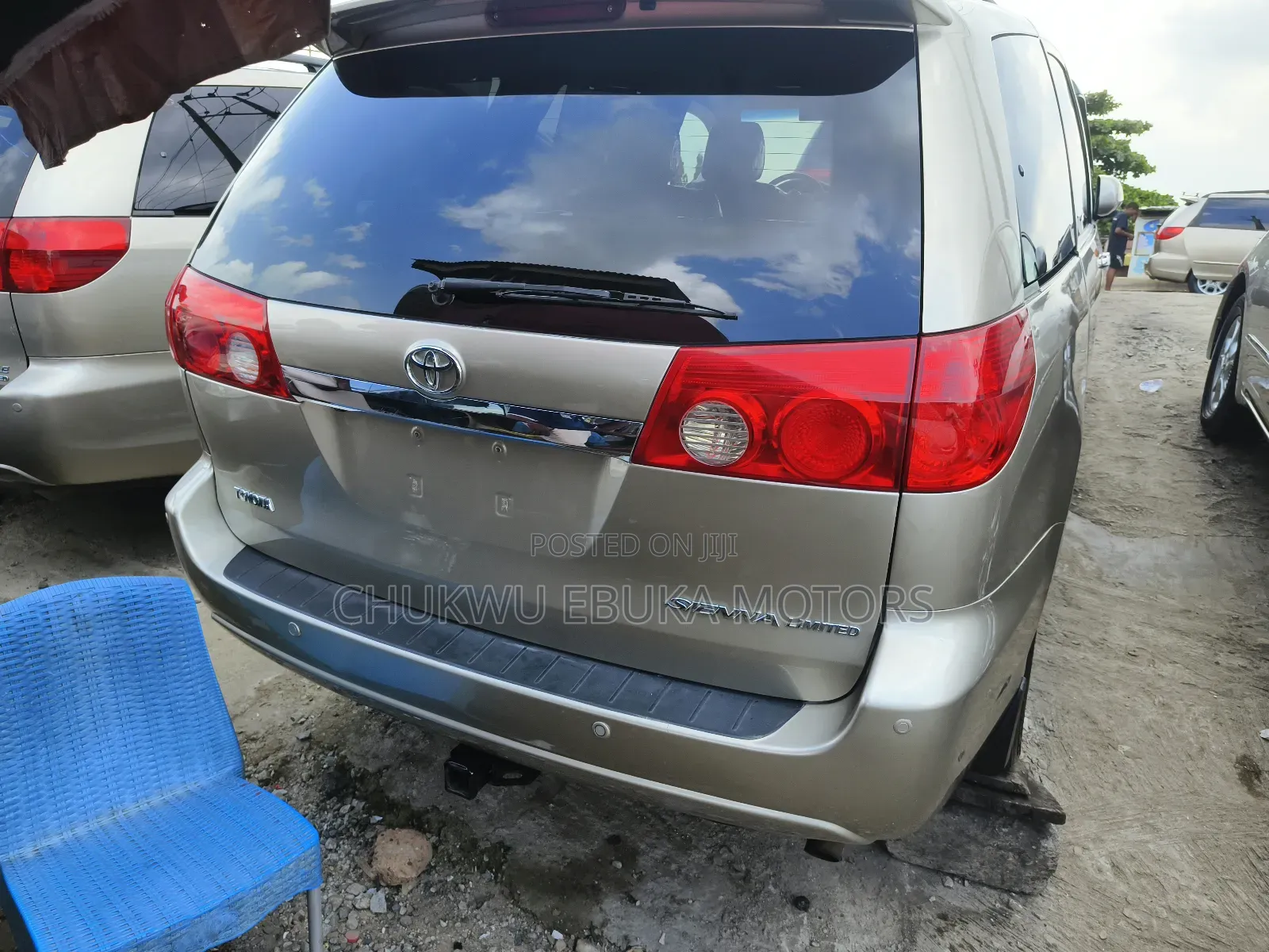 Toyota Sienna Limited 7 Passenger 2010 Gold