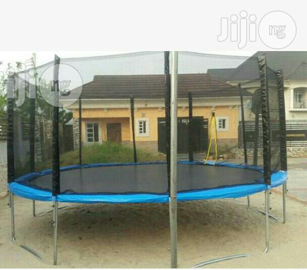 15ft Trampoline With Cover Net