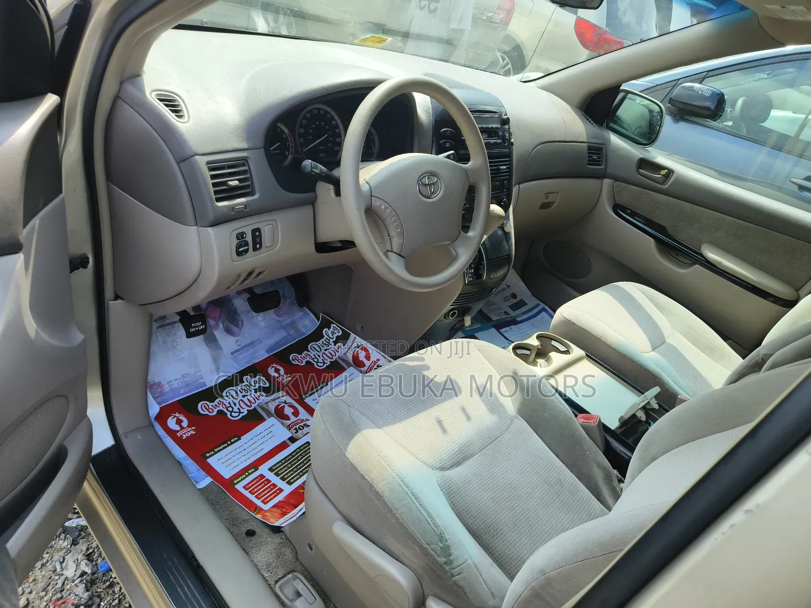 Toyota Sienna LE AWD 2005 Gold