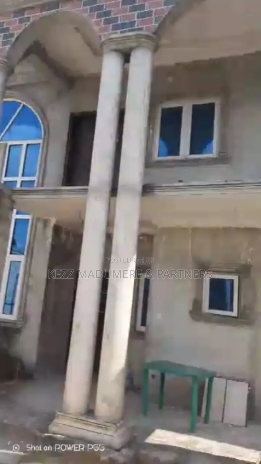 5bdrm Duplex in Rumuahulu , Port, Rumuahalu for sale