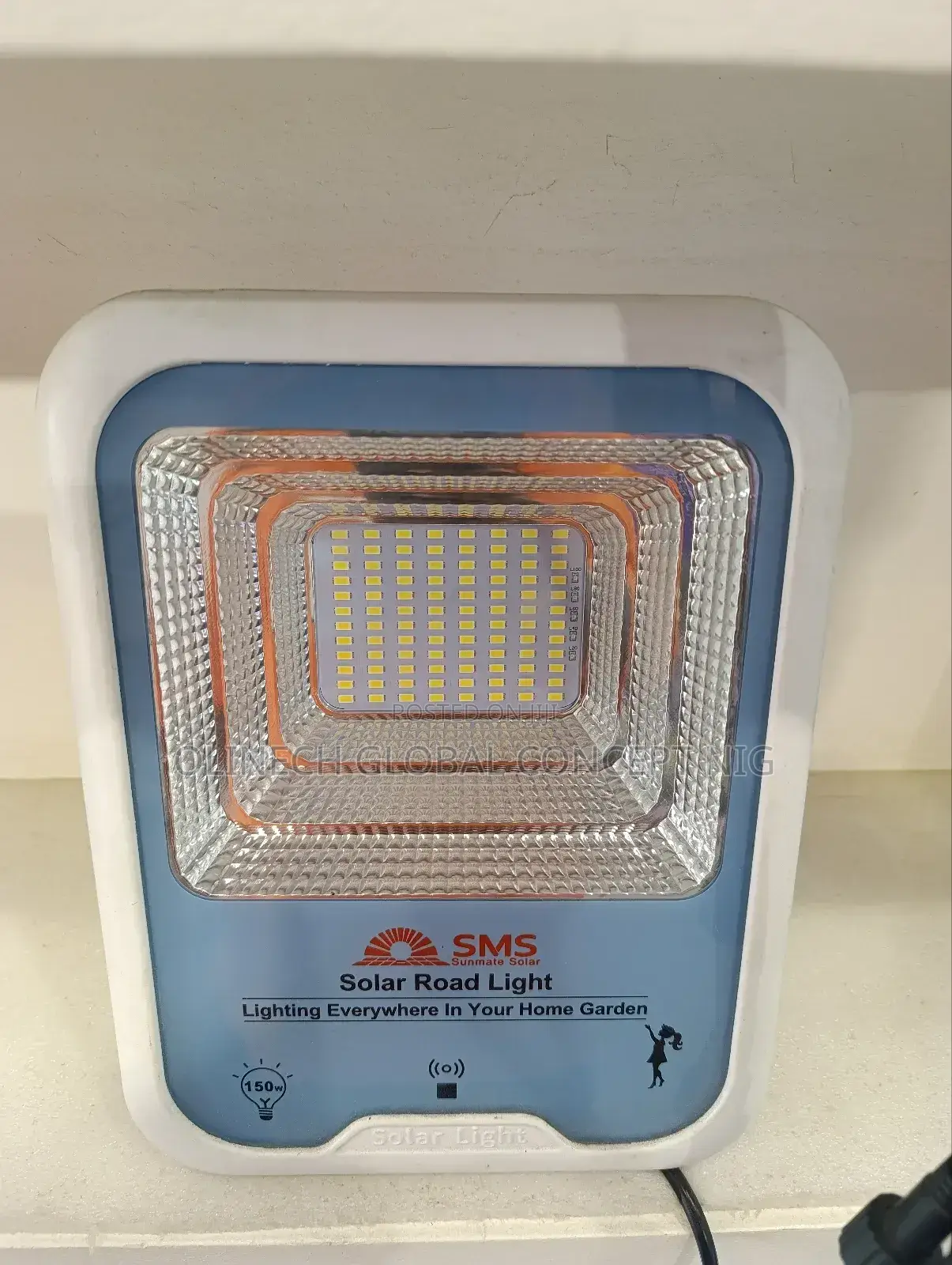 SMS 150 W Court Yard Solar Flood Light