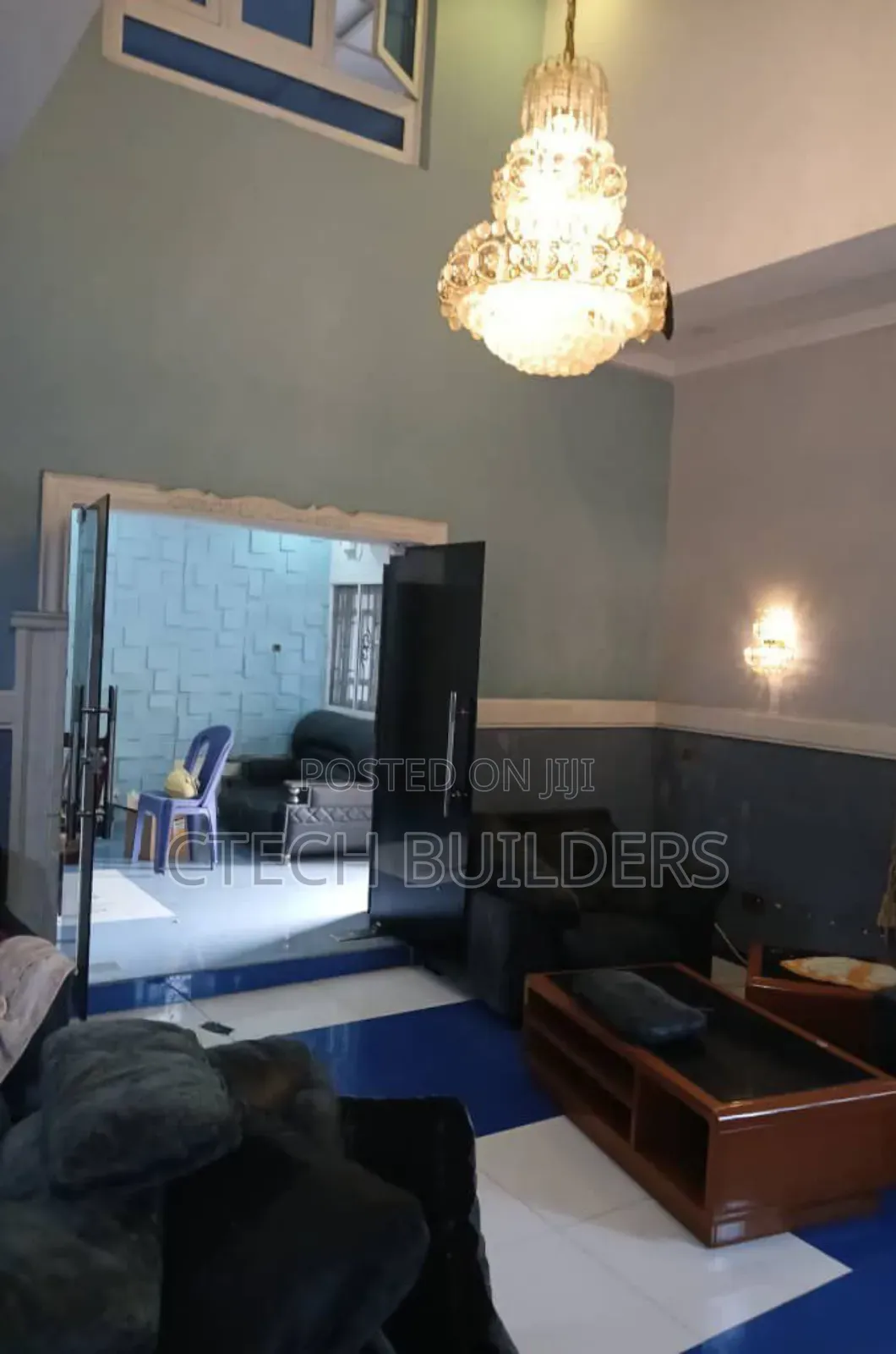 6bdrm Duplex in Benin City for sale
