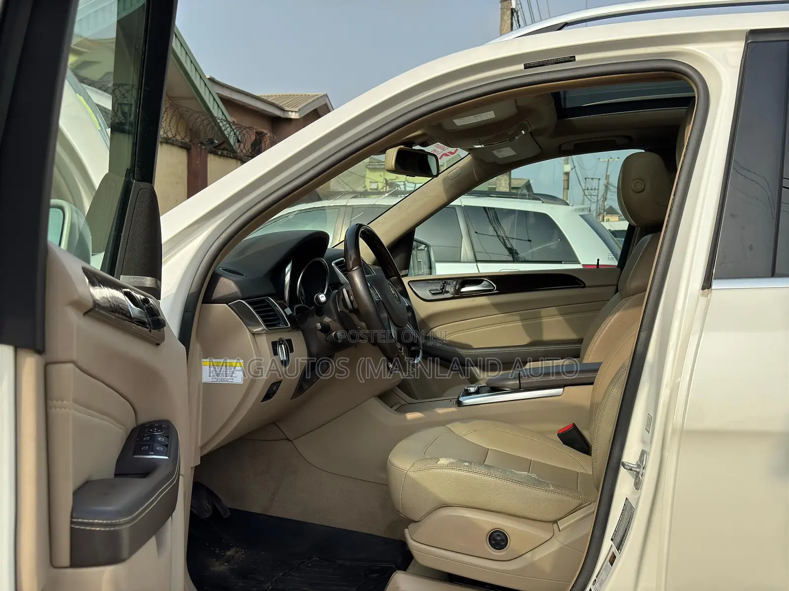 Mercedes-Benz M Class ML 350 4Matic 2013 White