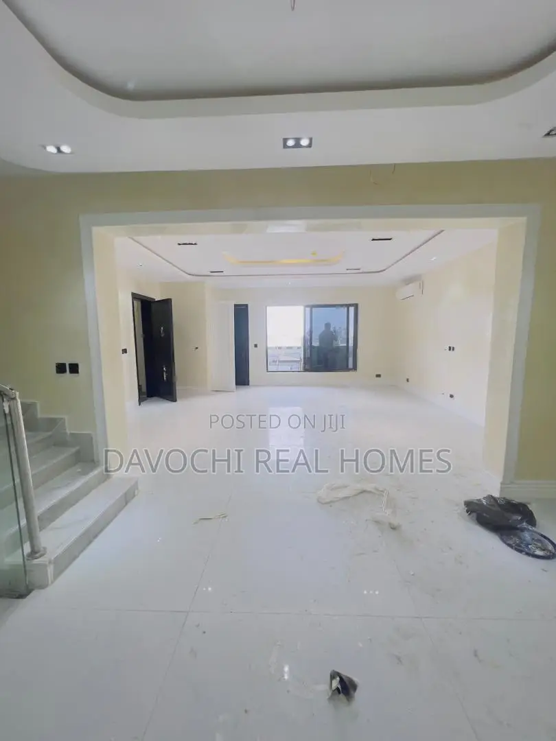 Furnished 4bdrm Maisonette in Parkview Estate for sale