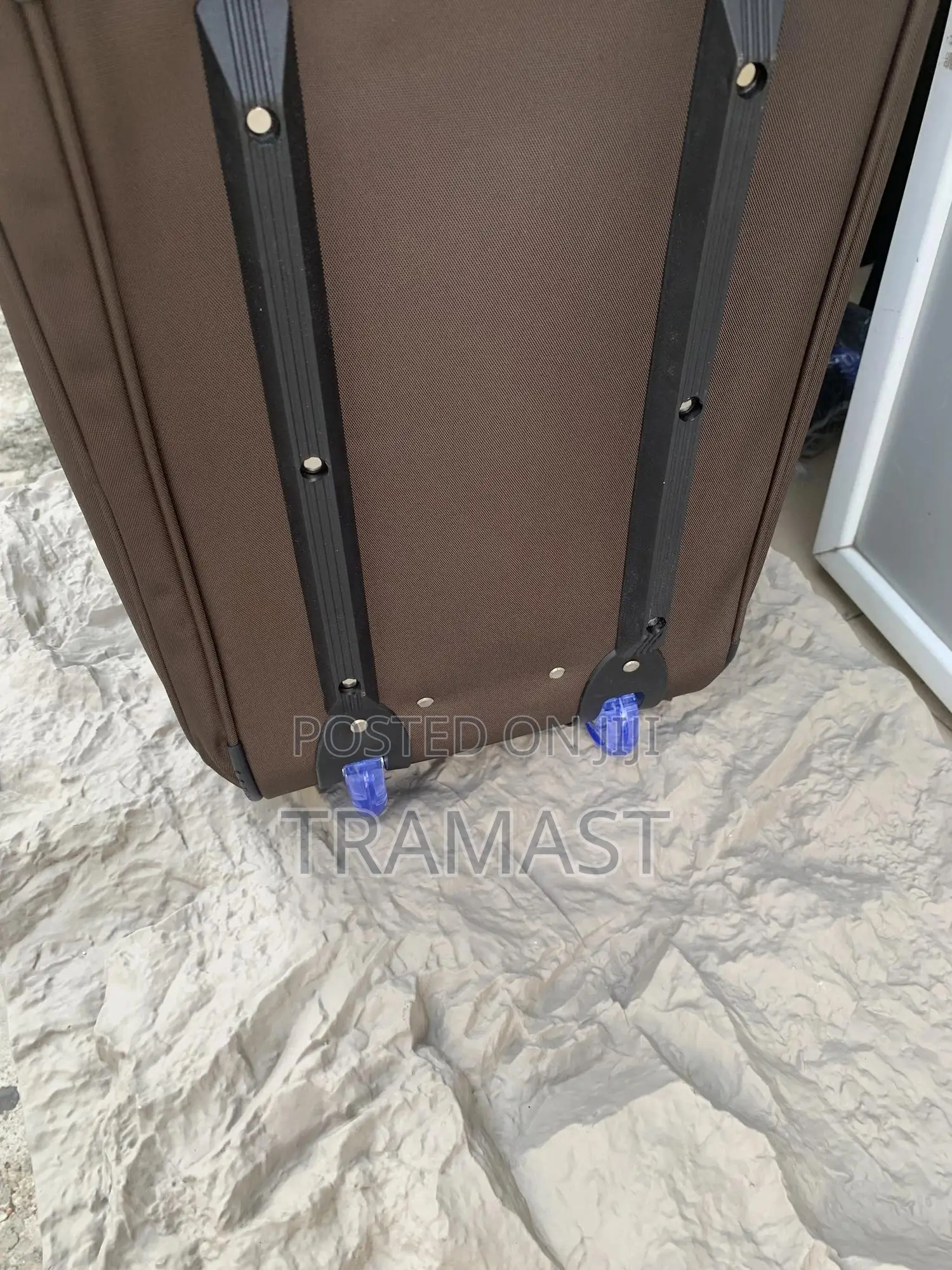22 Inches Duffle Brown Black With Trolley
