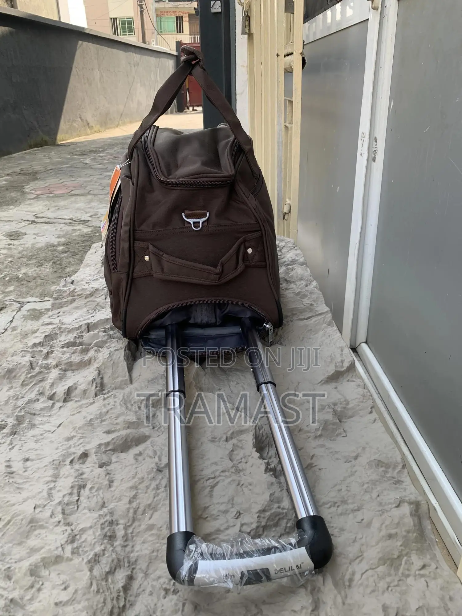 22 Inches Duffle Brown Black With Trolley