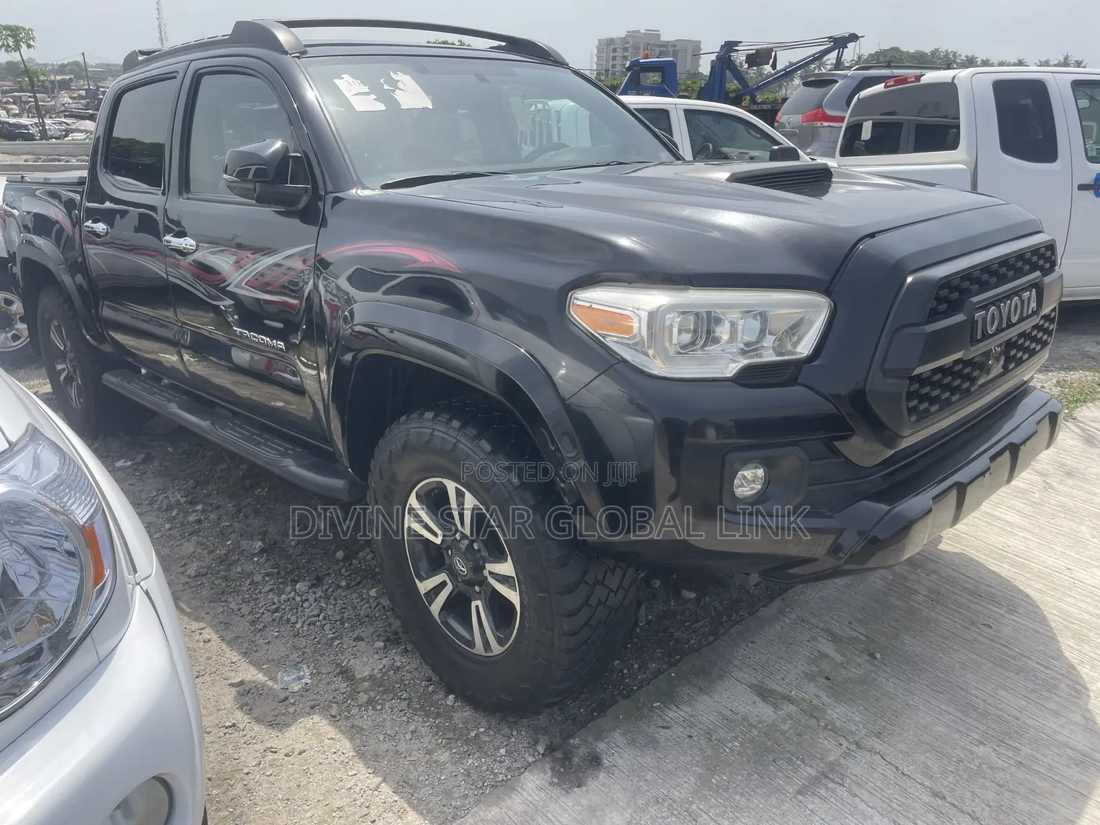 Toyota Tacoma 4dr Double Cab 2016 Black