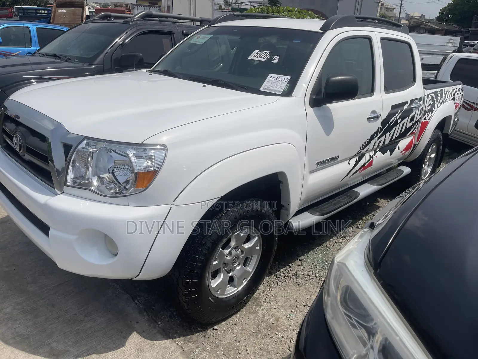 Toyota Tacoma 2010 White