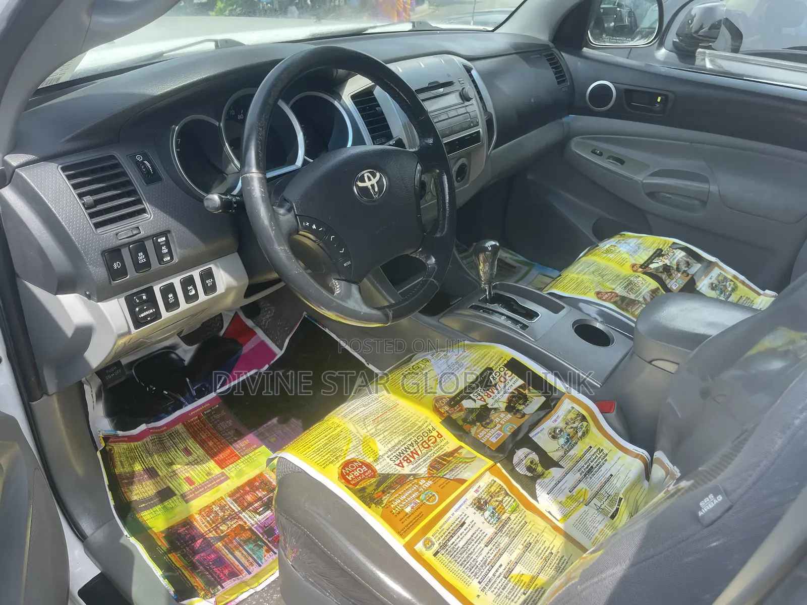 Toyota Tacoma 2010 White