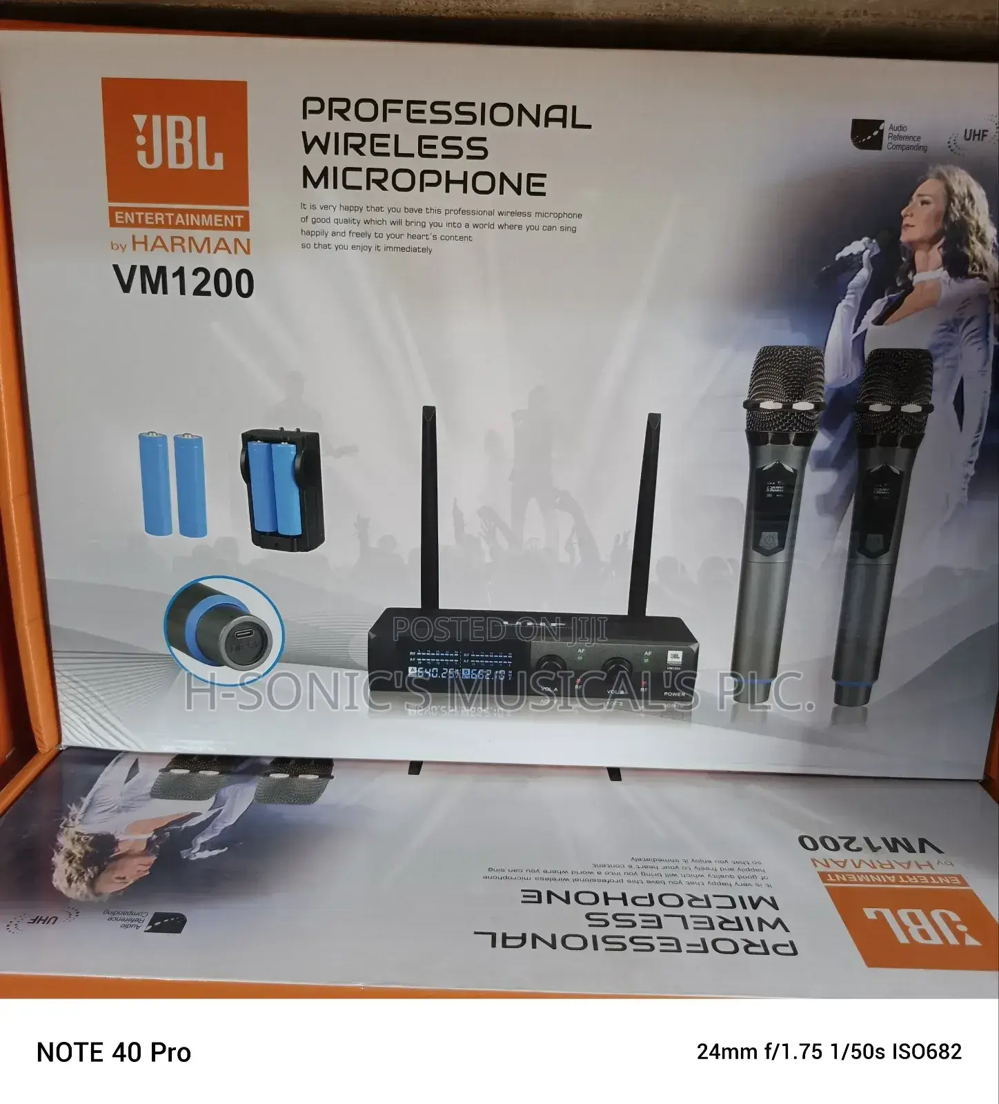 Professional JBL Vm-1200 Wireless Microphone