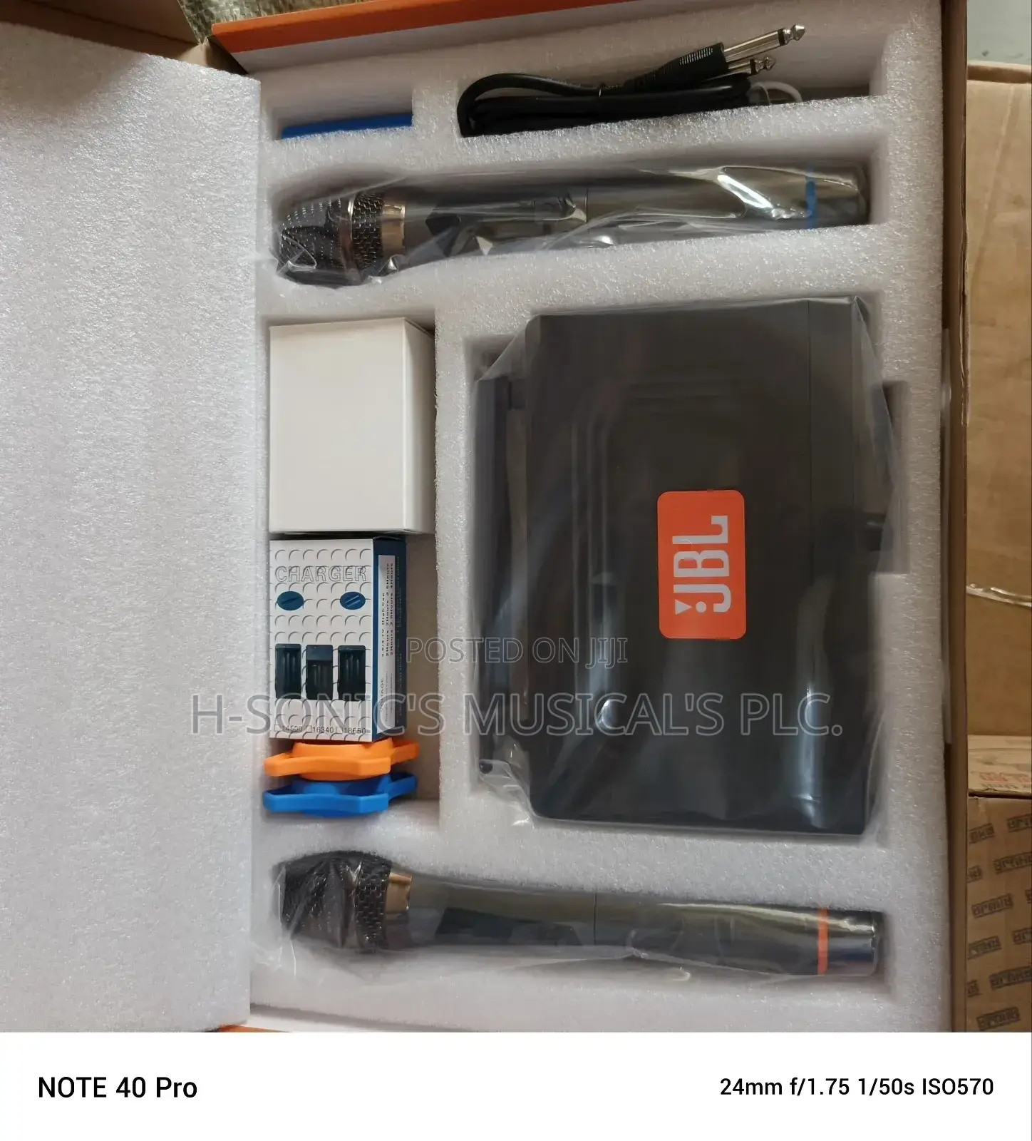 Professional JBL Vm-1200 Wireless Microphone