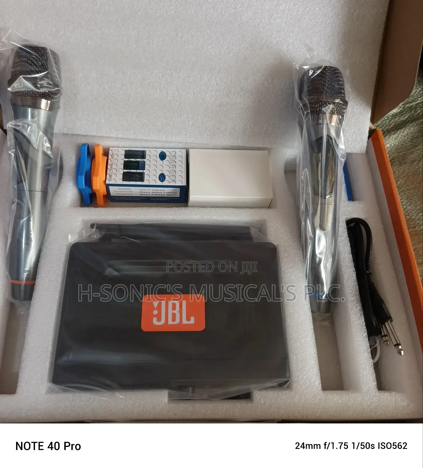 Professional JBL Vm-1200 Wireless Microphone