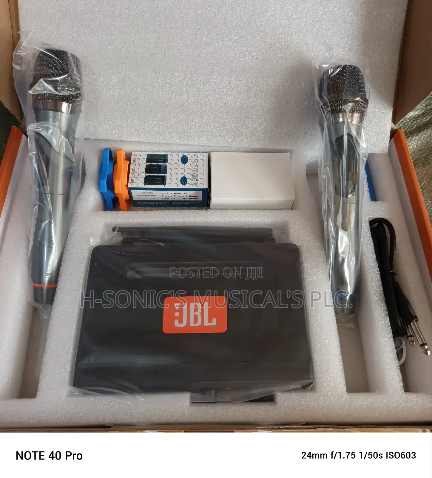 Professional JBL Vm-1200 Wireless Microphone